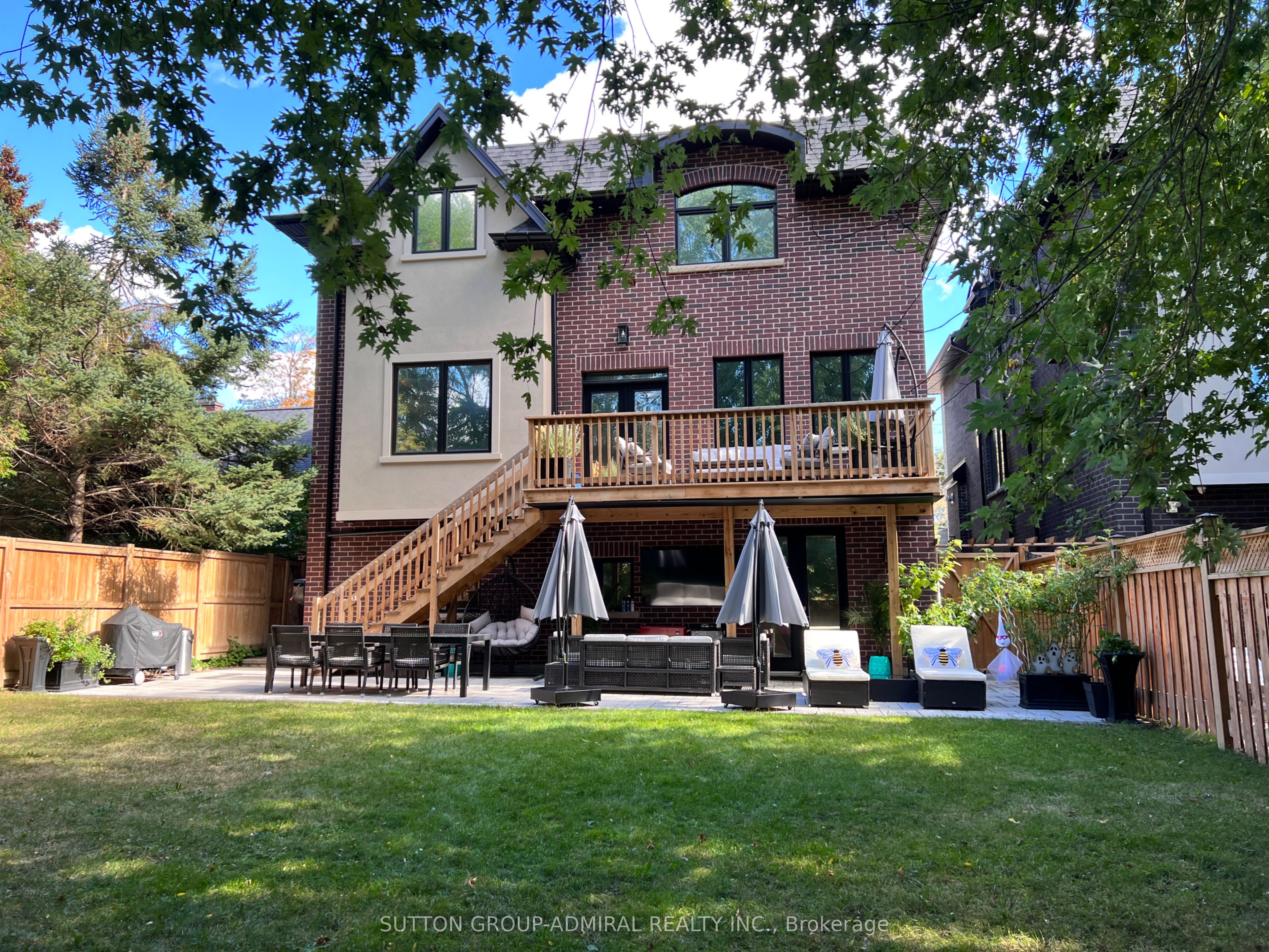 1060 Kipling Avenue Property Photo 19