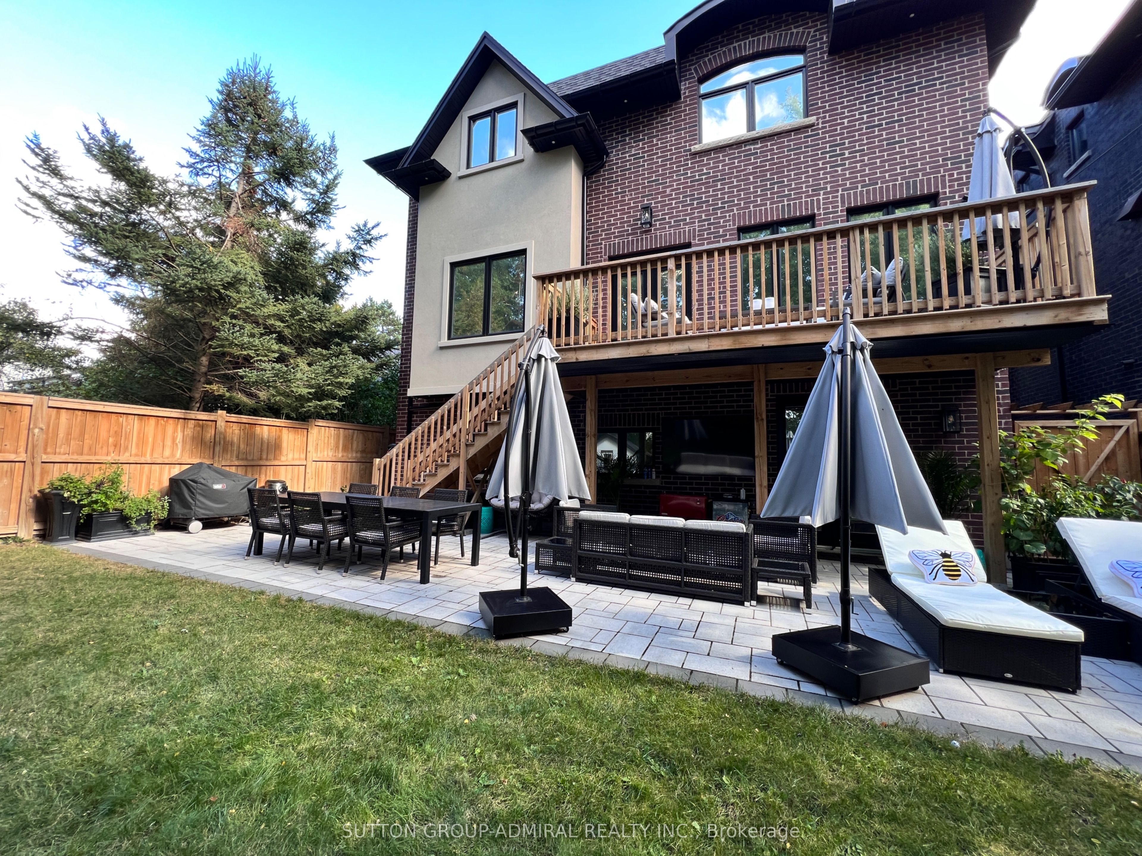 1060 Kipling Avenue Property Photo 20