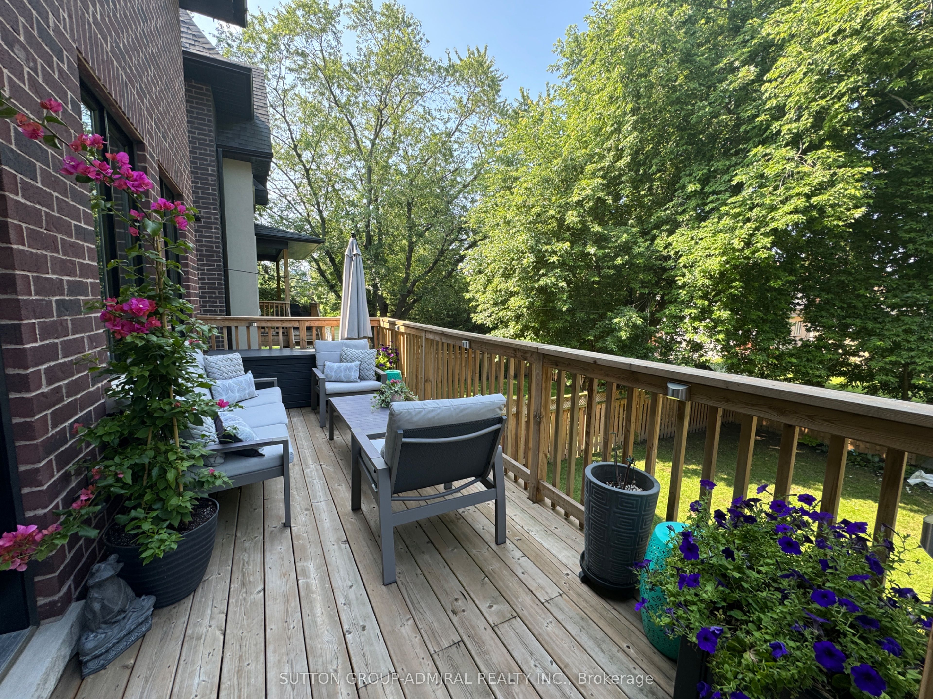 1060 Kipling Avenue Property Photo 21