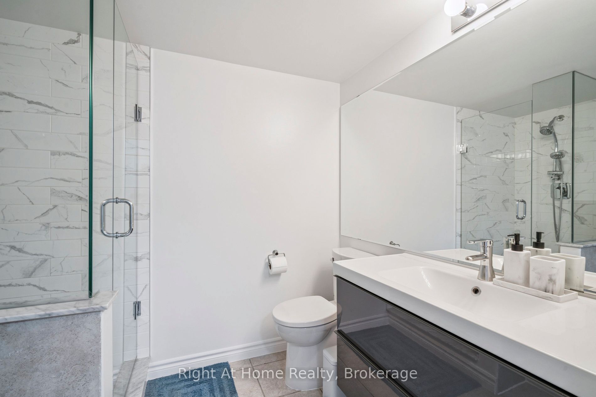 2111 Lake Shore Boulevard W 605 Property Photo 13
