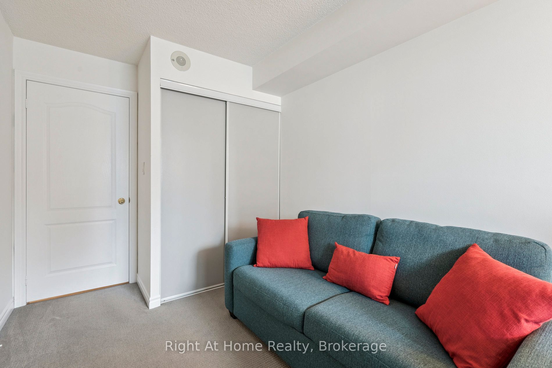 2111 Lake Shore Boulevard W 605 Property Photo 16