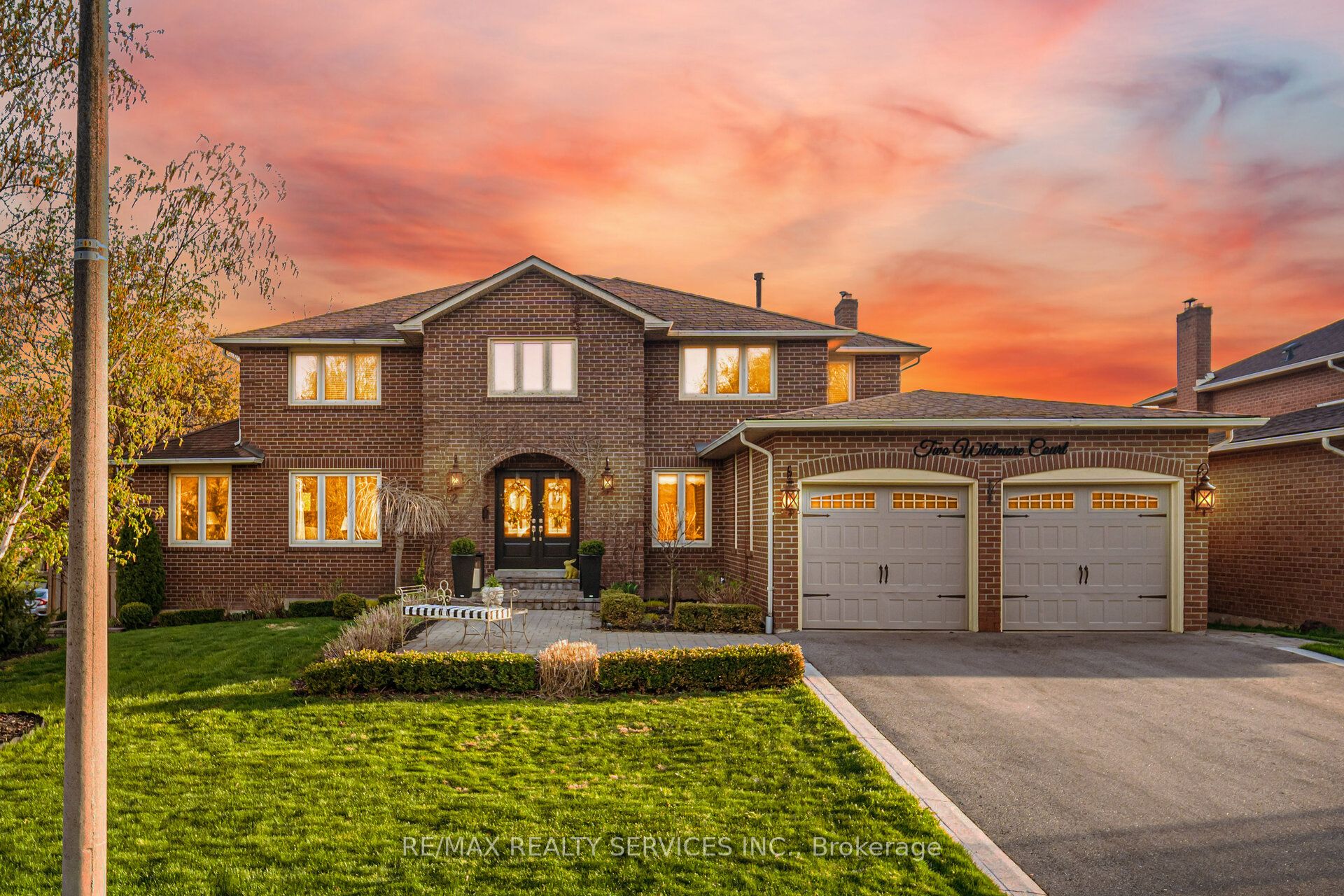 2 WHITMORE Court Property Photo 1