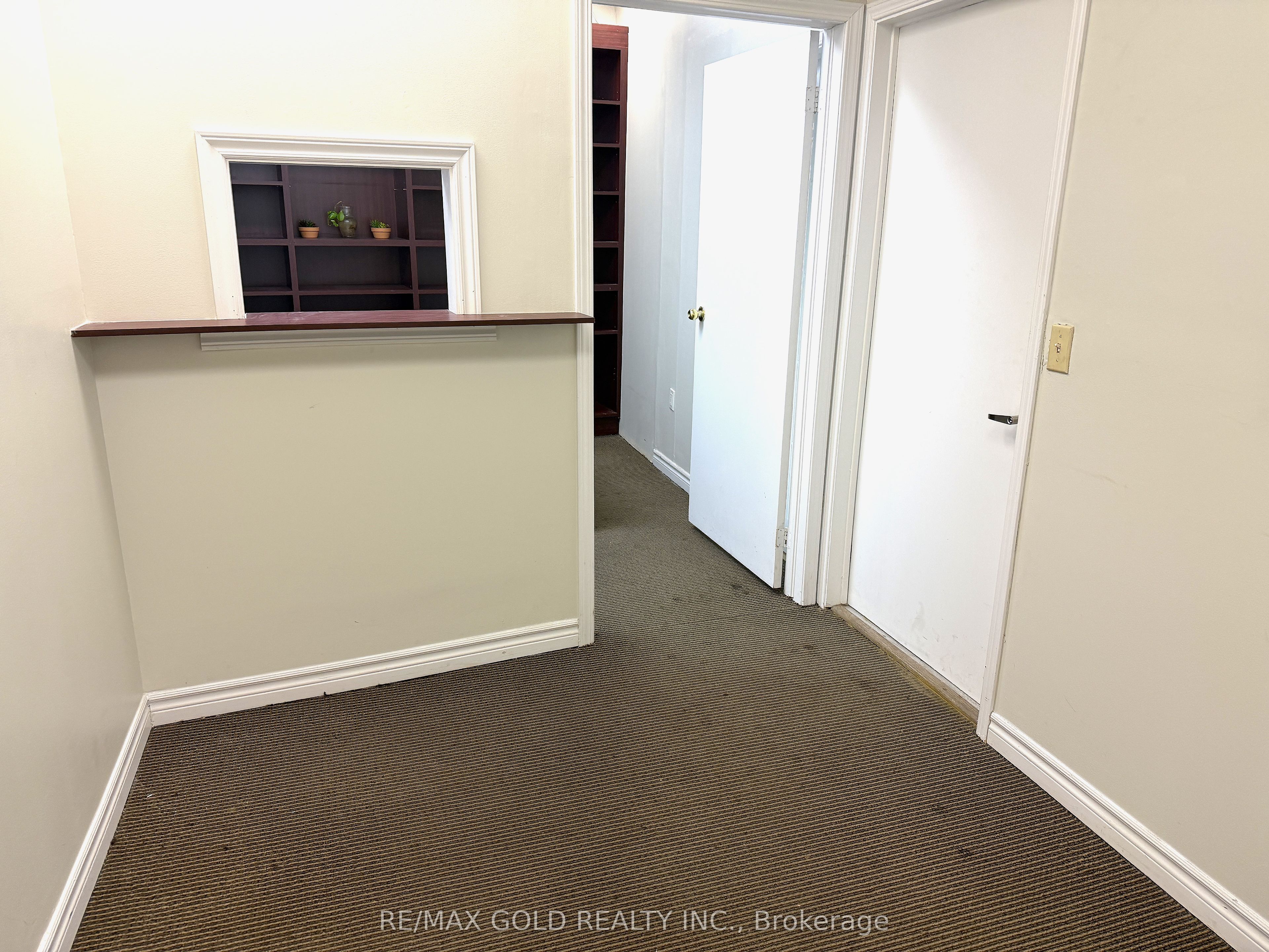 7125 Goreway Drive #209 Property Photo 10