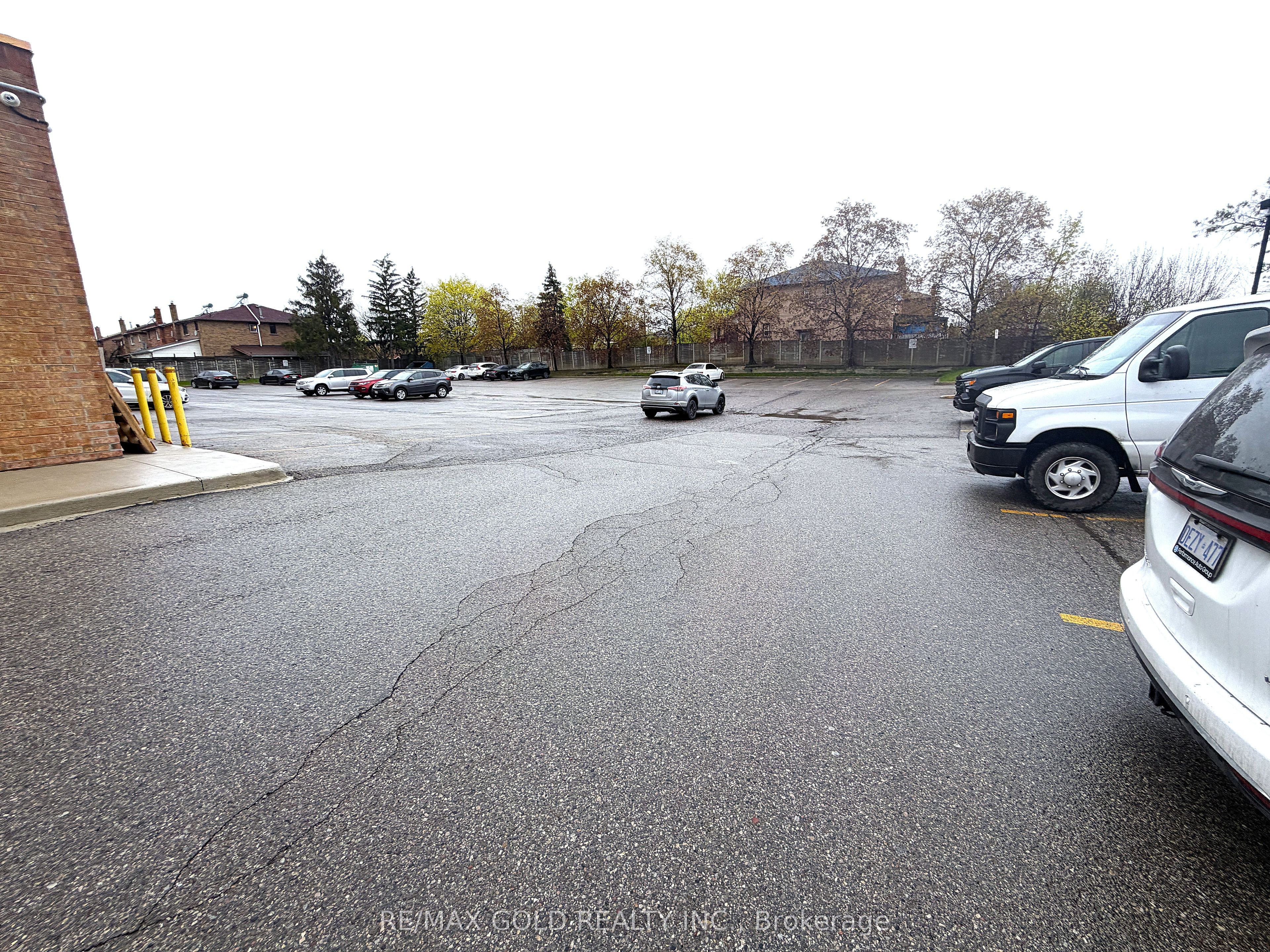 7125 Goreway Drive #209 Property Photo 21