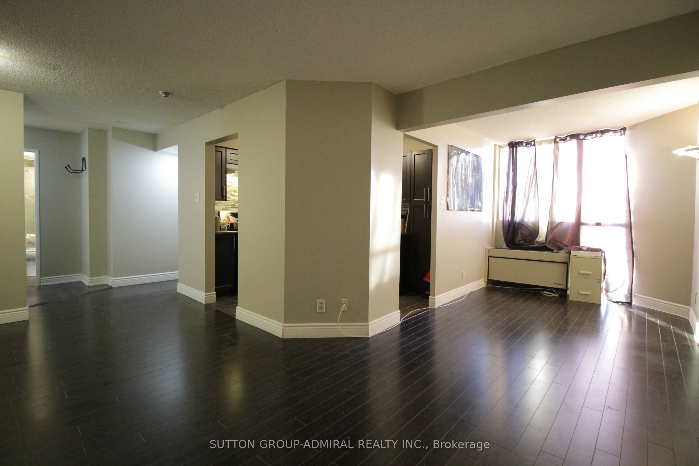 41 Markbrook Lane 610 Property Photo 17