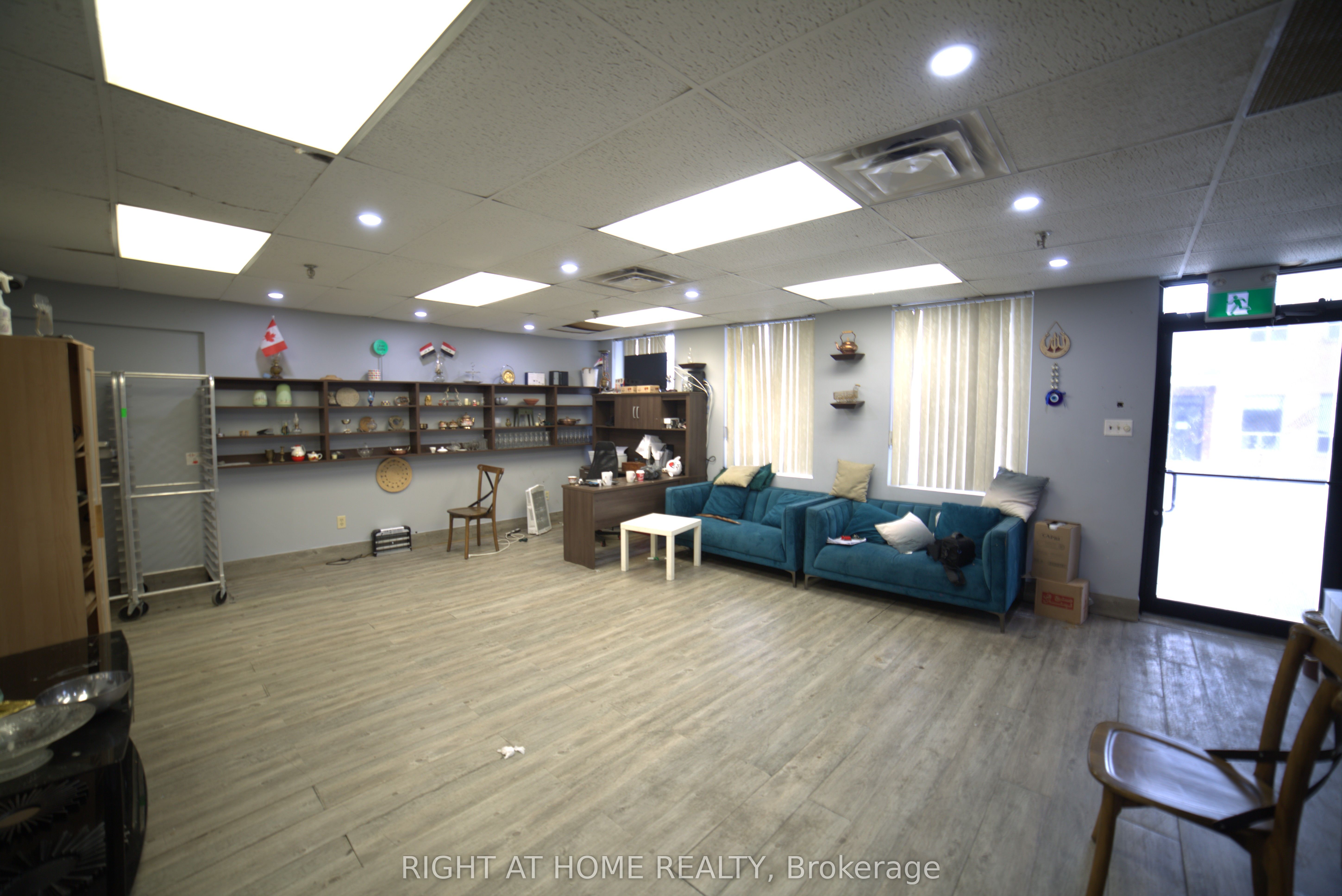 2465 Cawthra Road 112 Property Photo 3