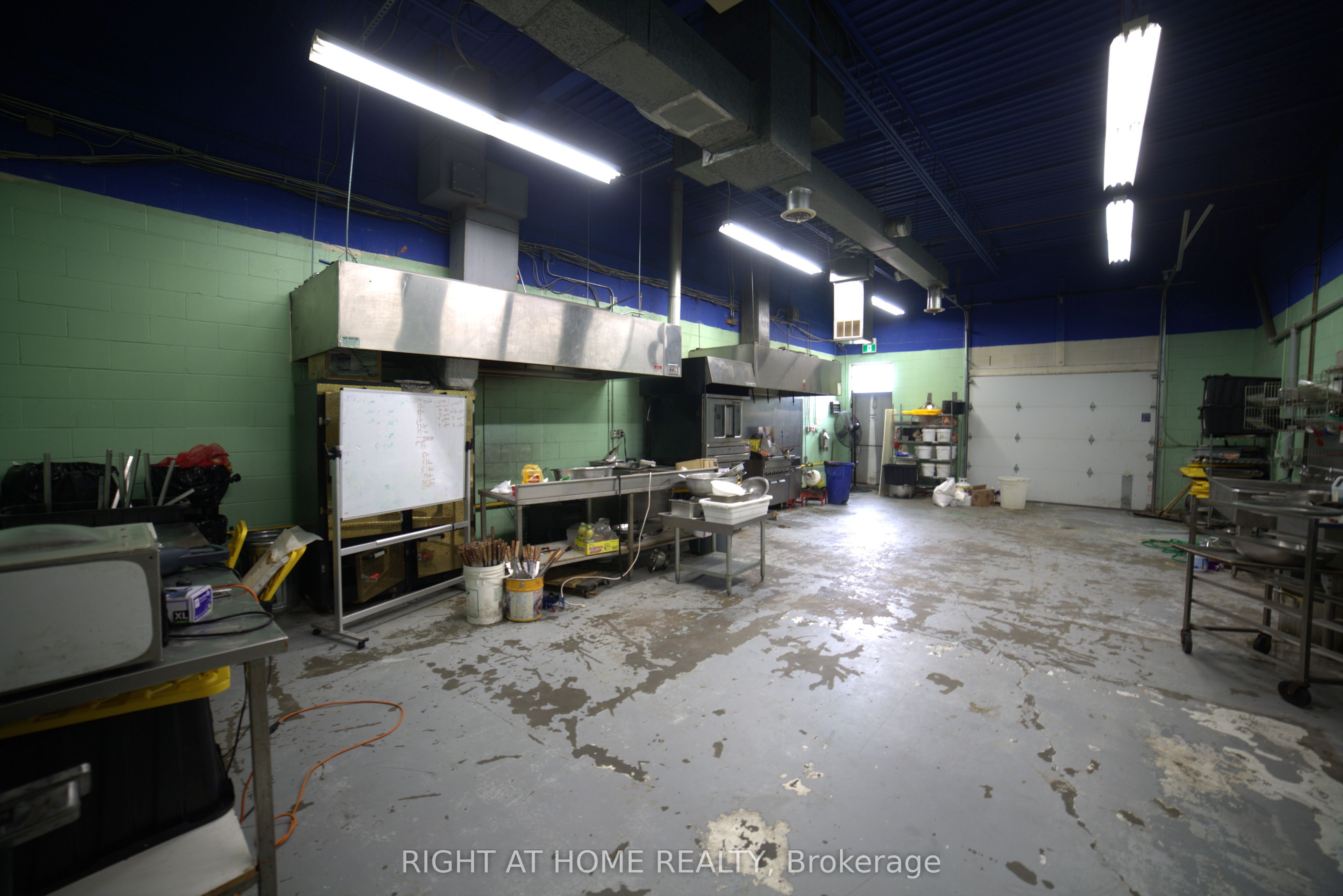 2465 Cawthra Road 112 Property Photo 6