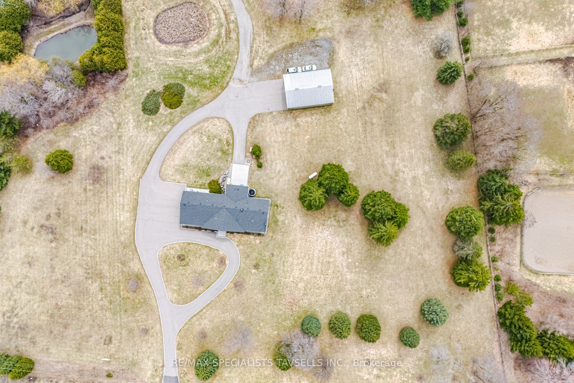 6785 Highway 9 Road Property Photo 6