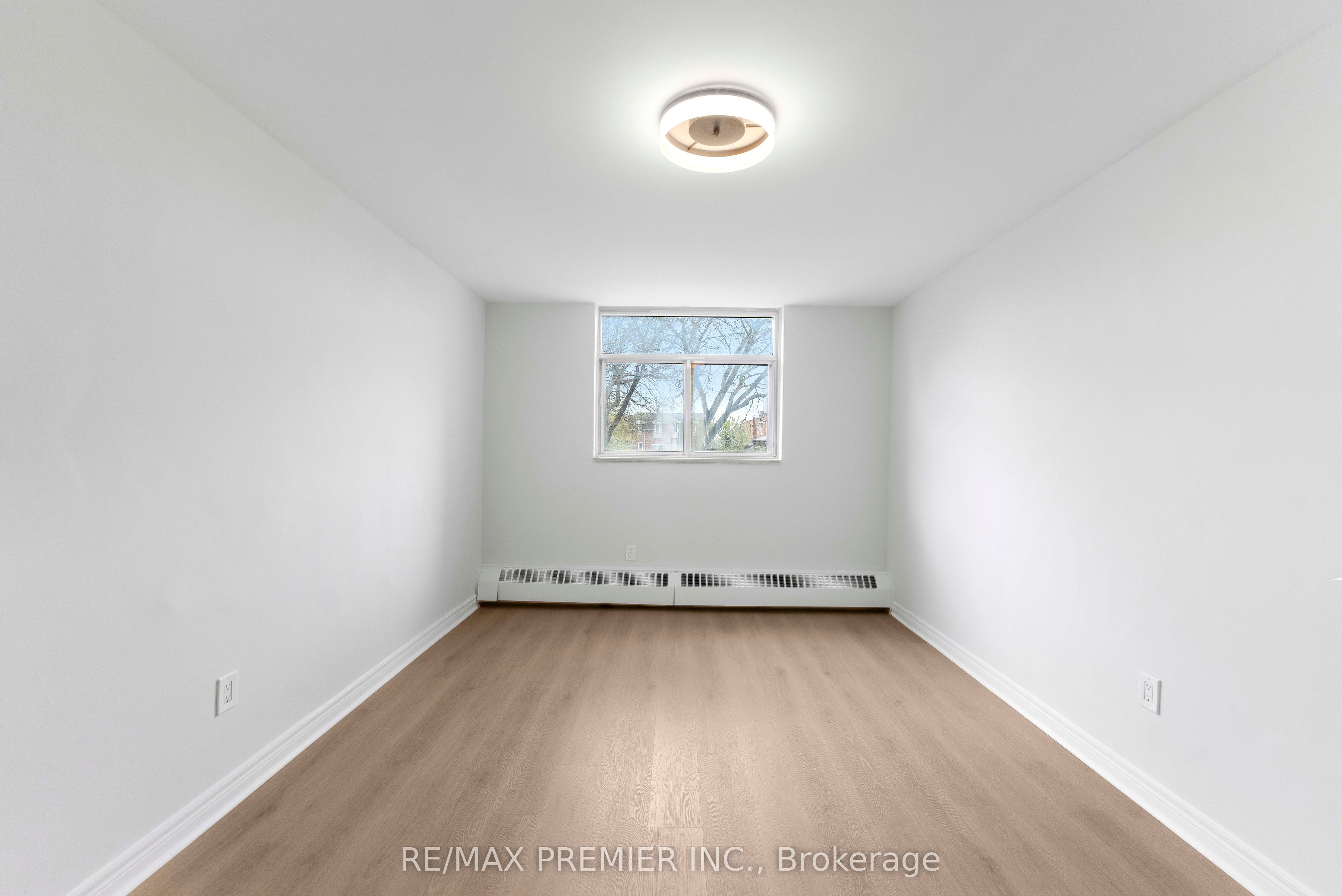 5 Frith Road 105 Property Photo 12