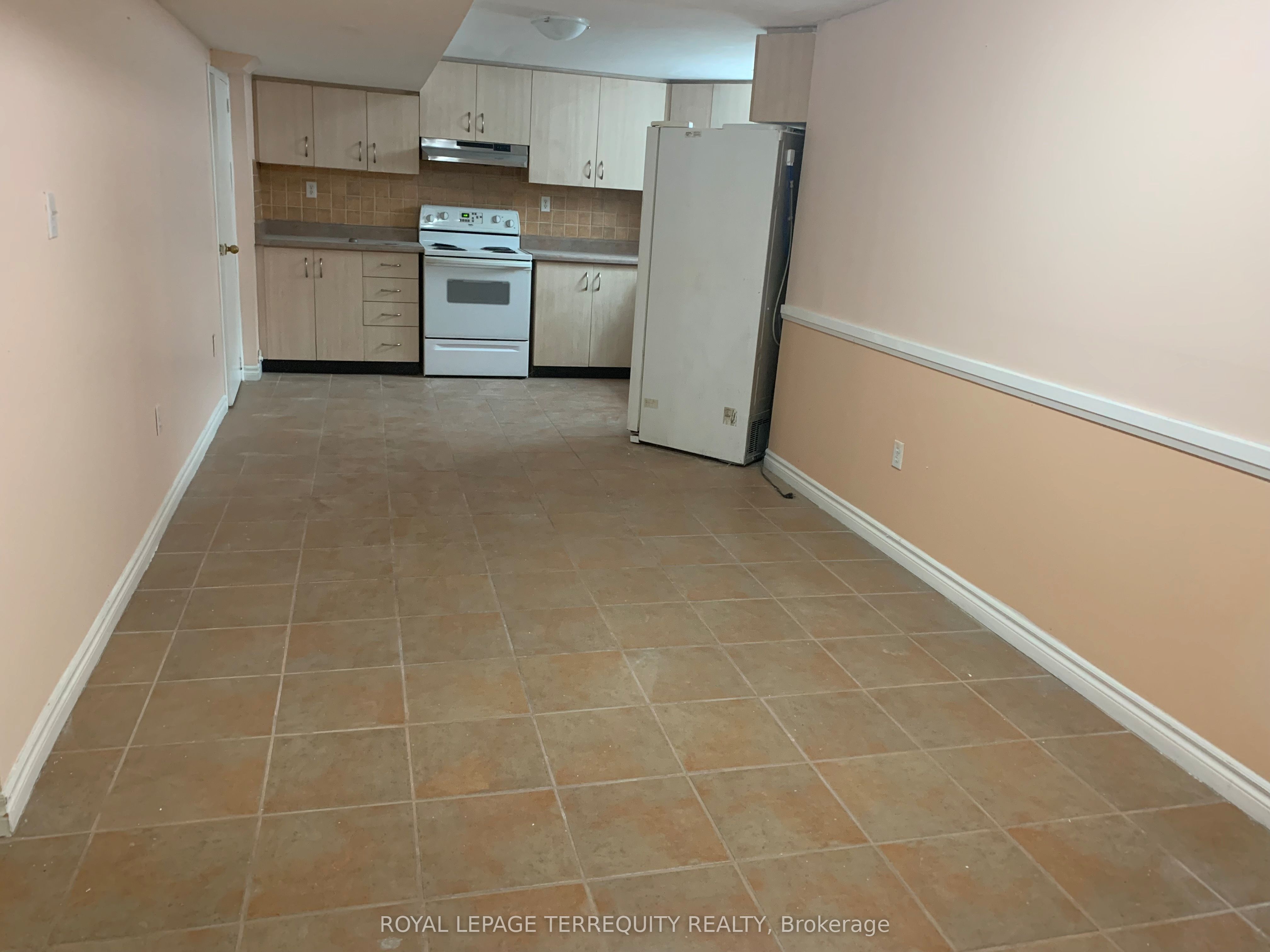 12 Balmy Way Bsmt Property Photo 4