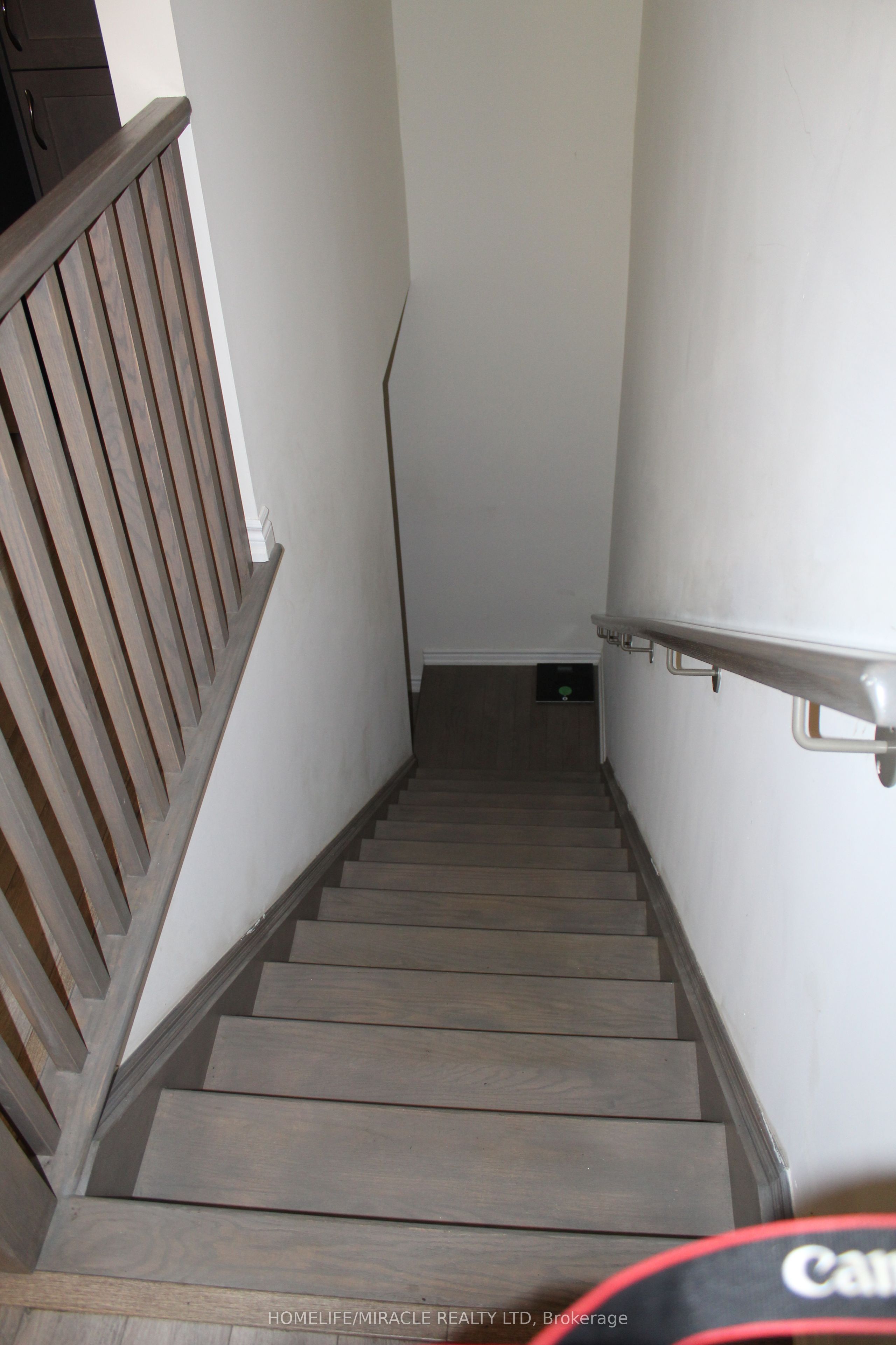 240 Lagerfeld Drive 5 Property Photo 11