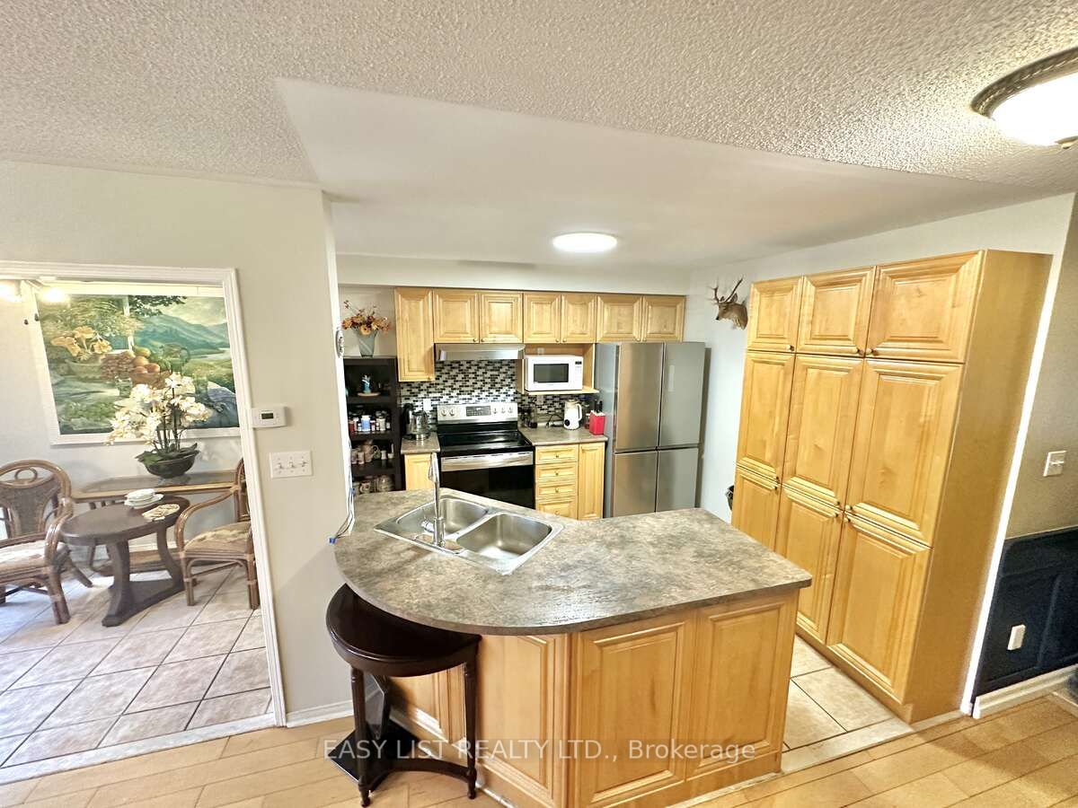 1104 Carding Mill Place Property Photo 7