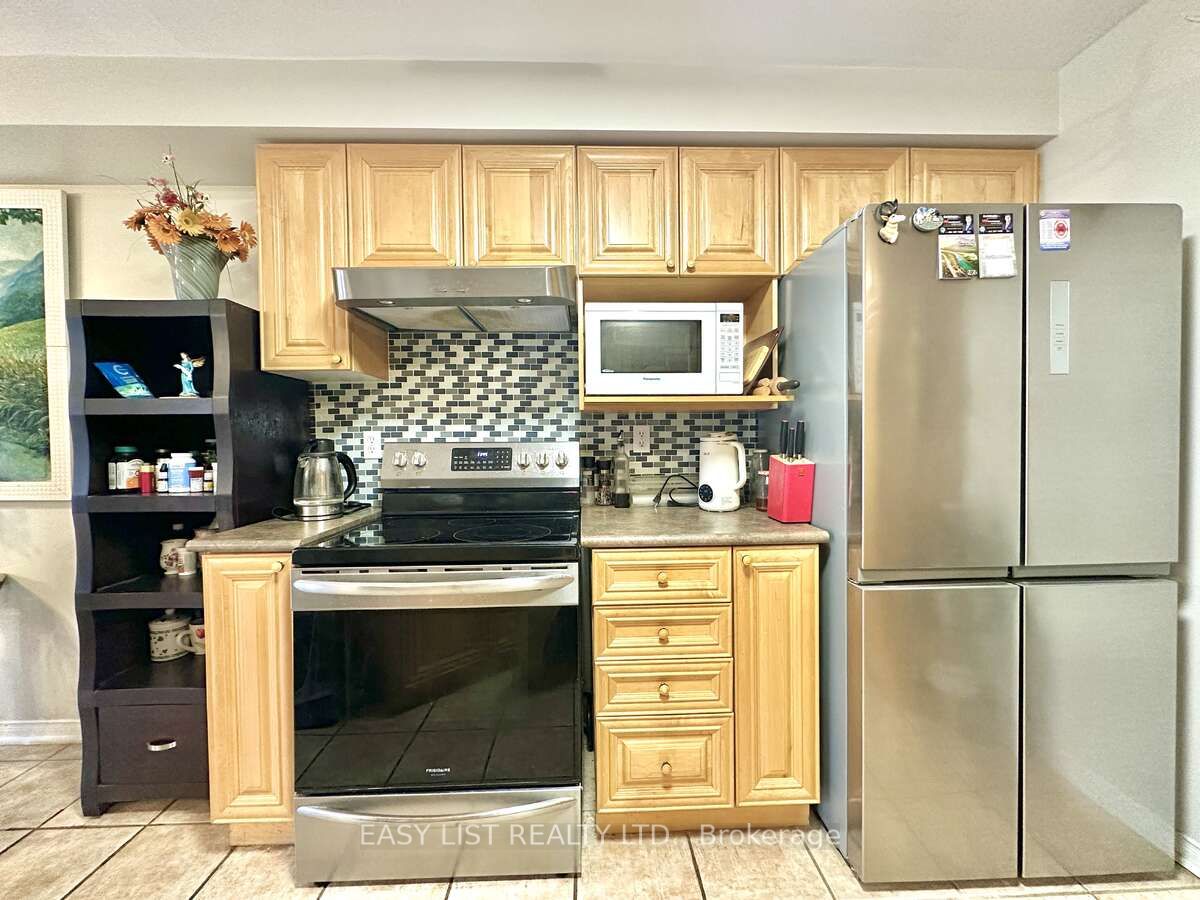 1104 Carding Mill Place Property Photo 8