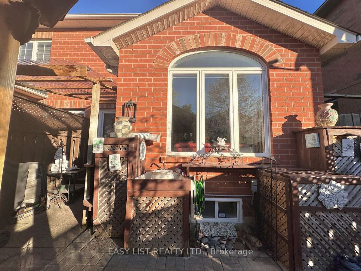 1104 Carding Mill Place Property Photo 35