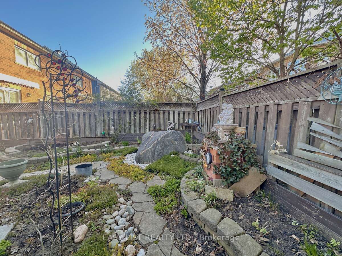 1104 Carding Mill Place Property Photo 39