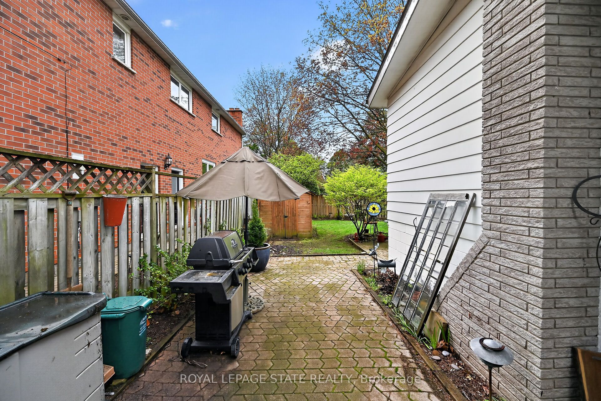 582 Woodview Road Property Photo 37