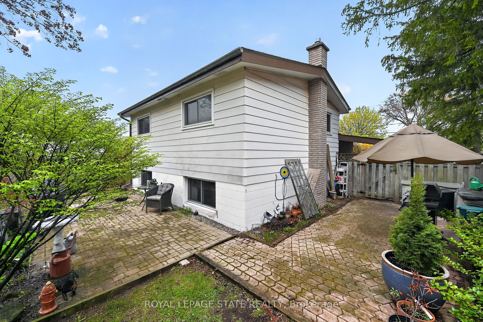 582 Woodview Road Property Photo 48