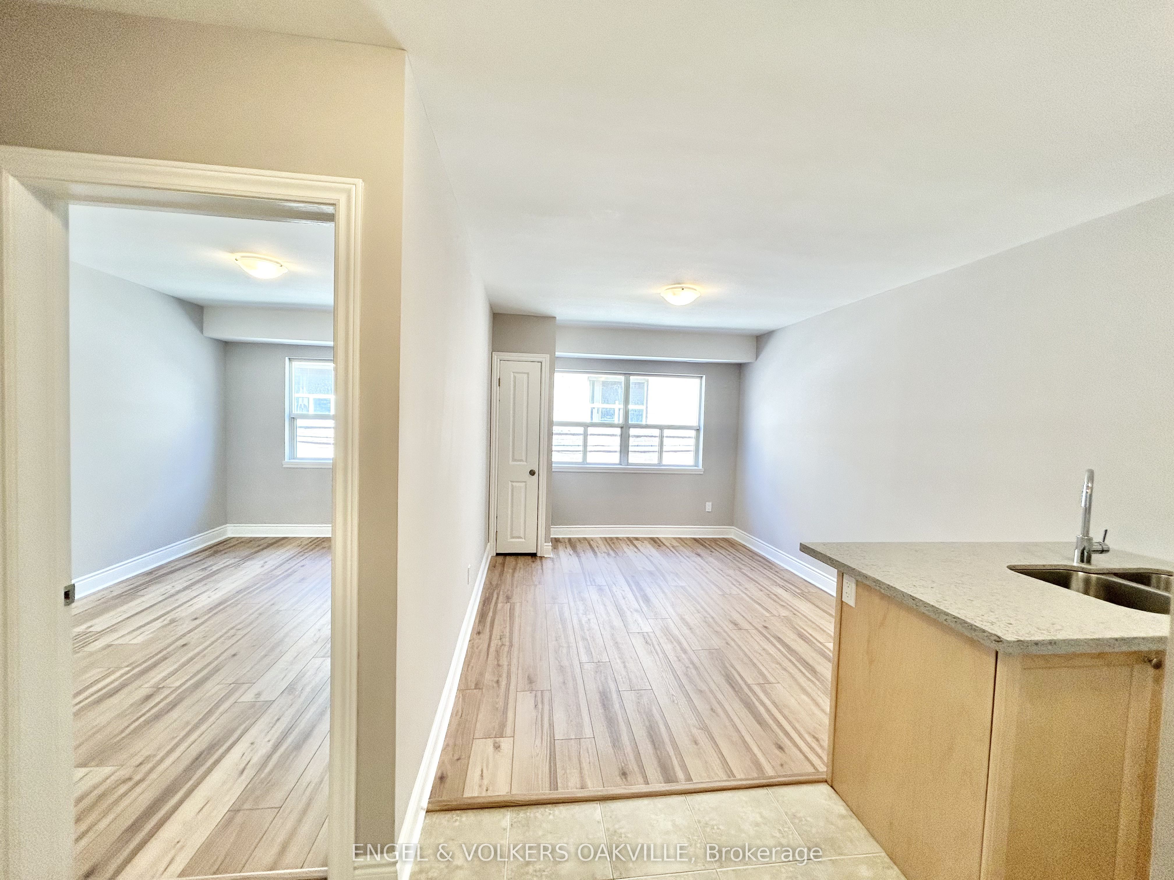 11 Thirty Third Street 204 Property Photo 4