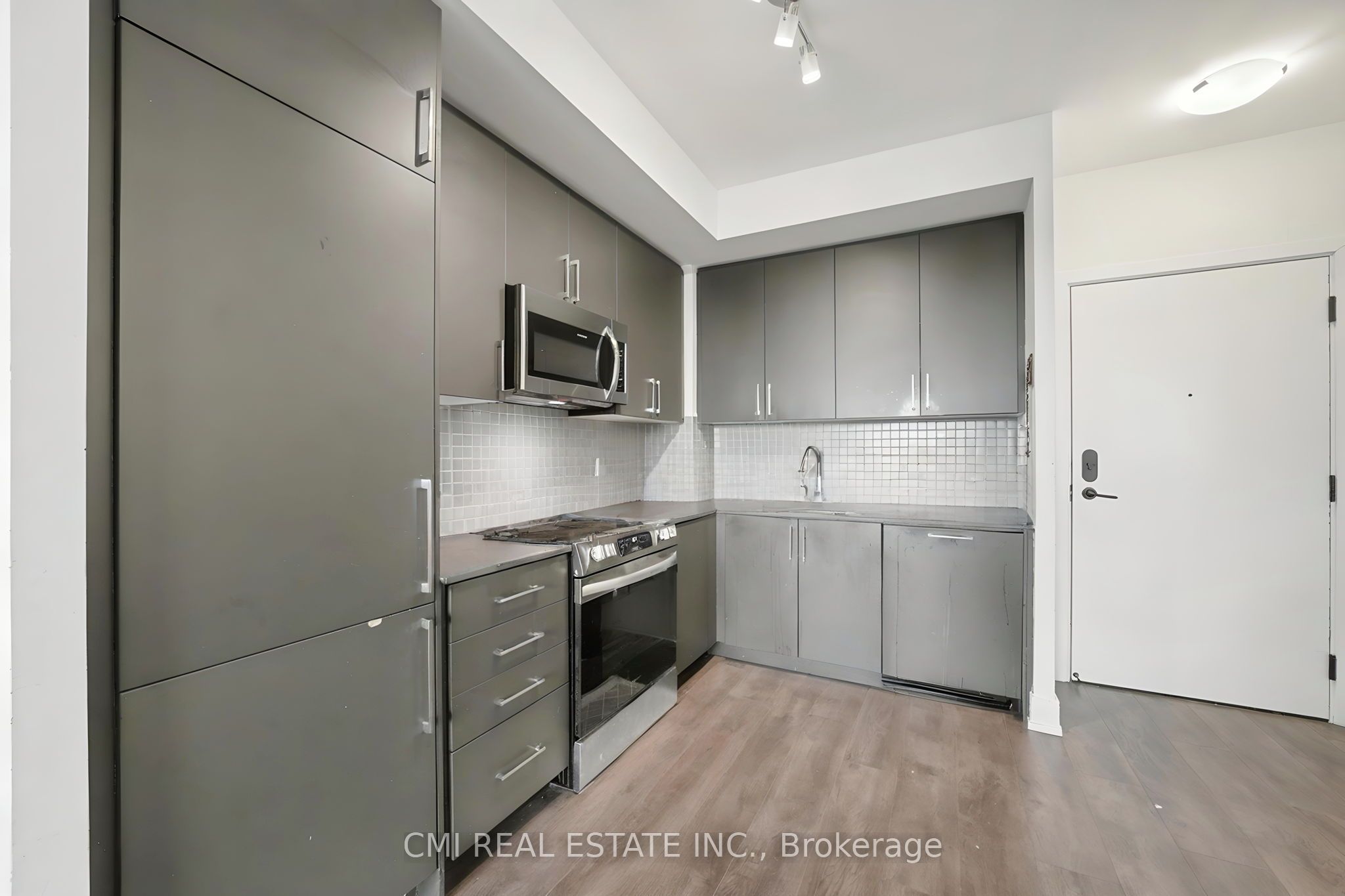 2450 Old Bronte Road 242 Property Photo 14