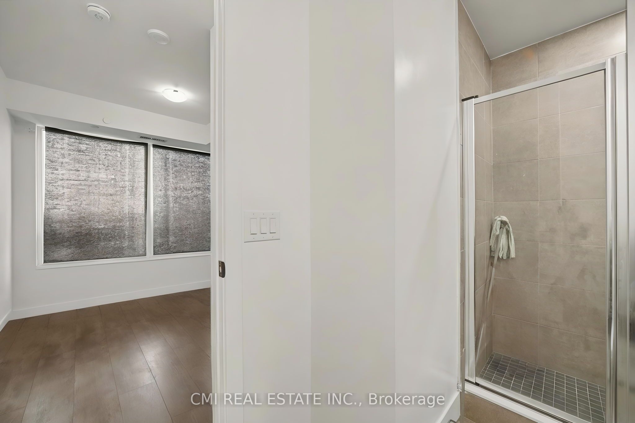 2450 Old Bronte Road 242 Property Photo 33