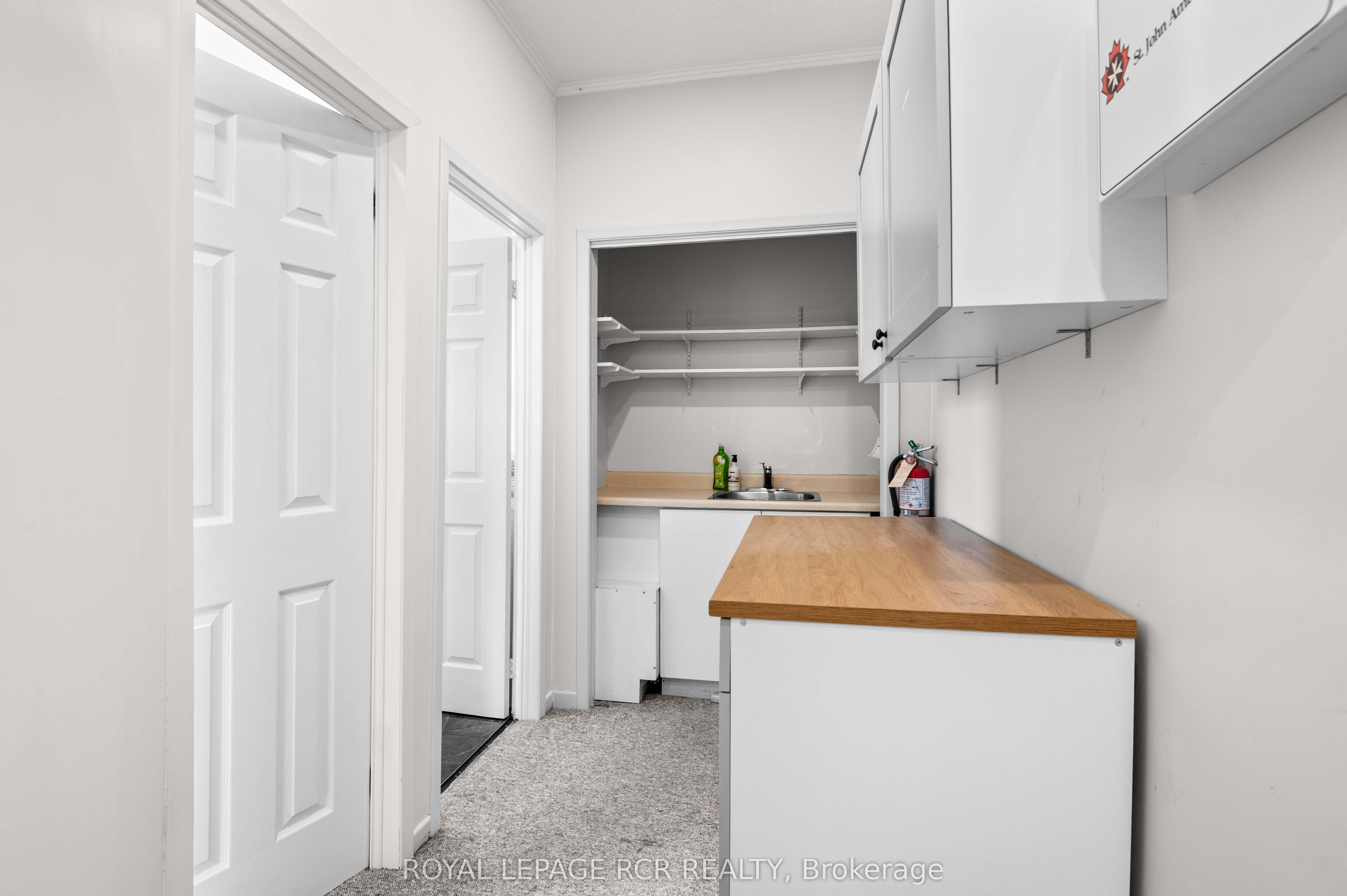 32 First Avenue 2 Property Photo 11