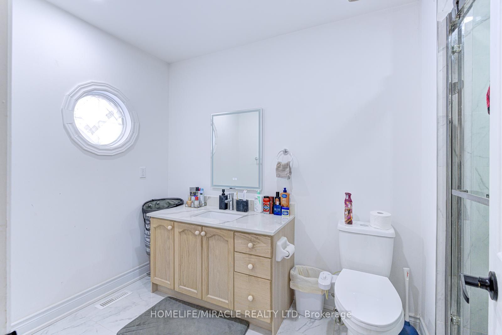 32 Pennsylvania Avenue Property Photo 29