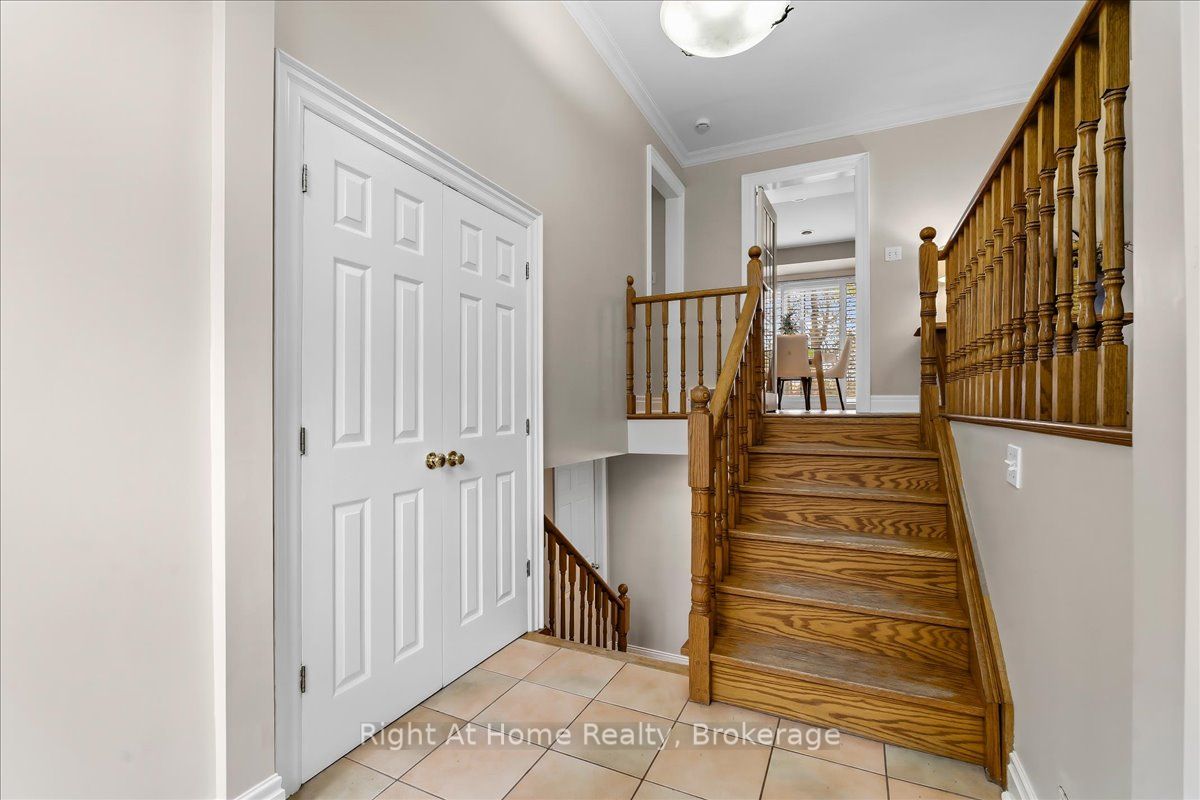 1252 Britannia Road Property Photo 10