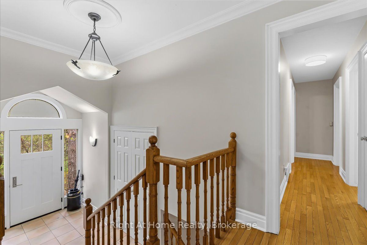 1252 Britannia Road Property Photo 11