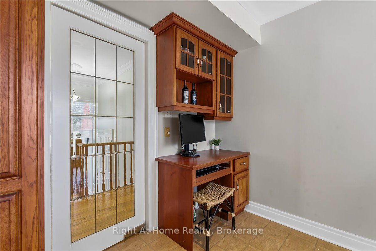 1252 Britannia Road Property Photo 19
