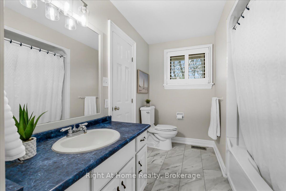 1252 Britannia Road Property Photo 33