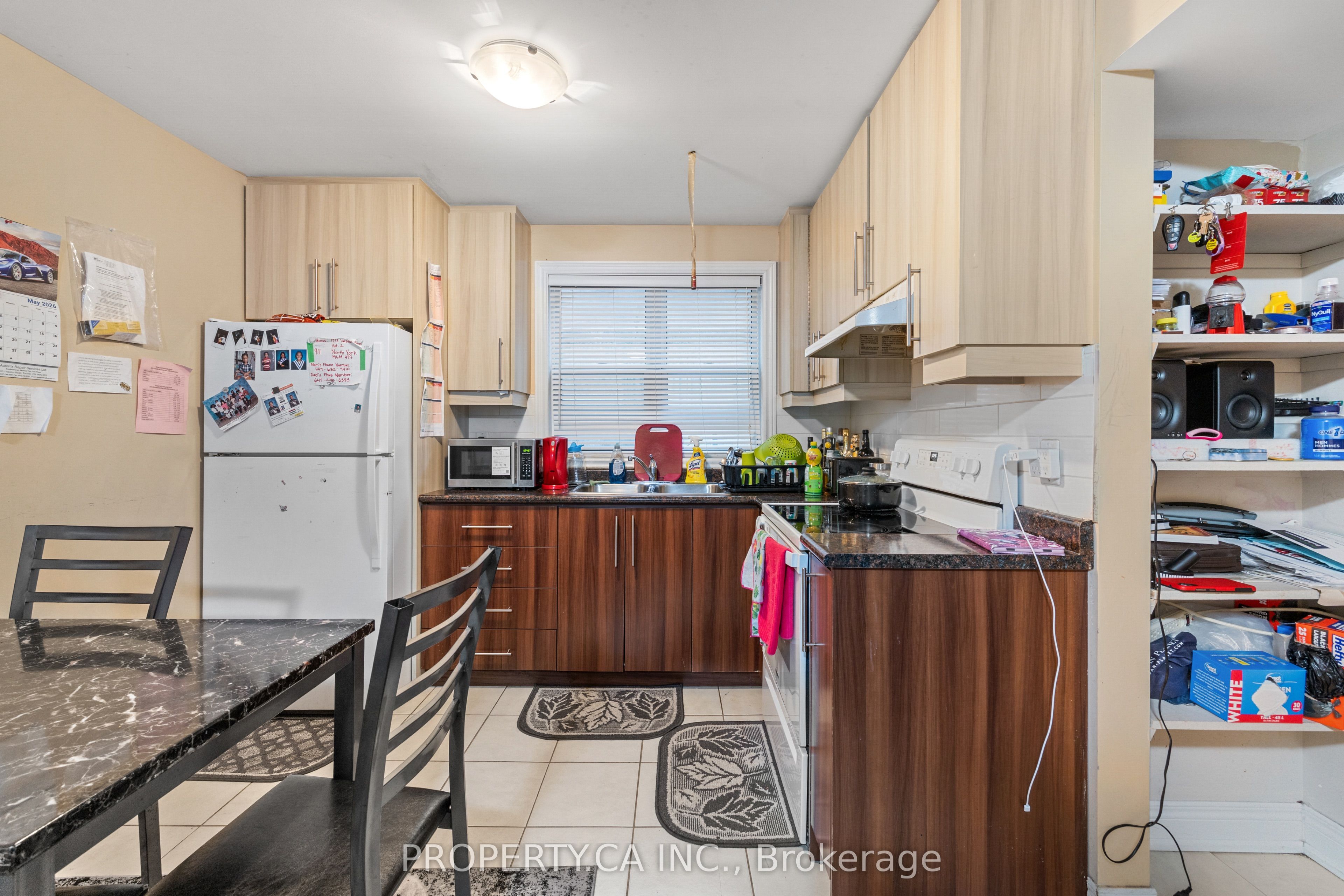 1213 Weston Road Property Photo 23