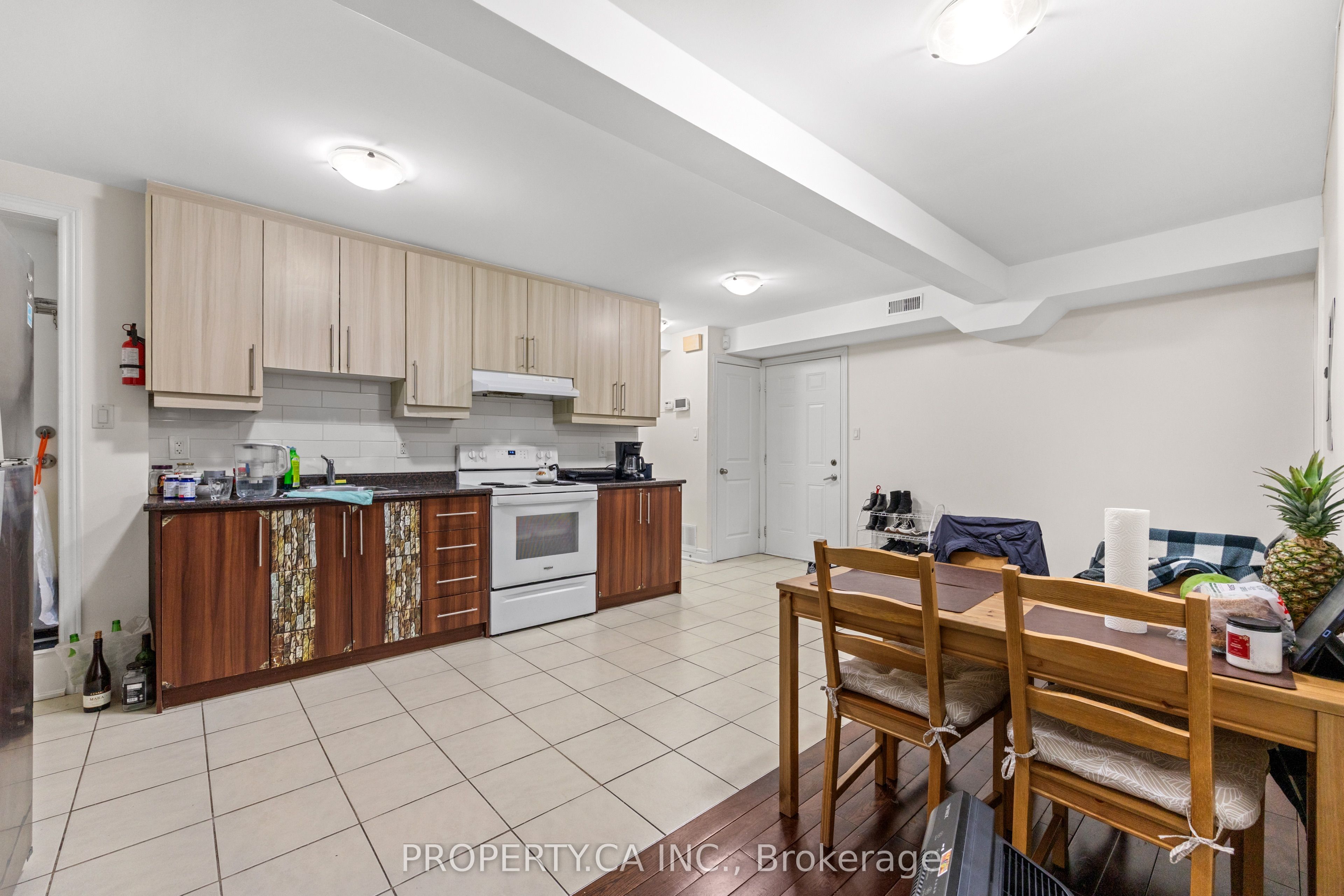 1213 Weston Road Property Photo 30