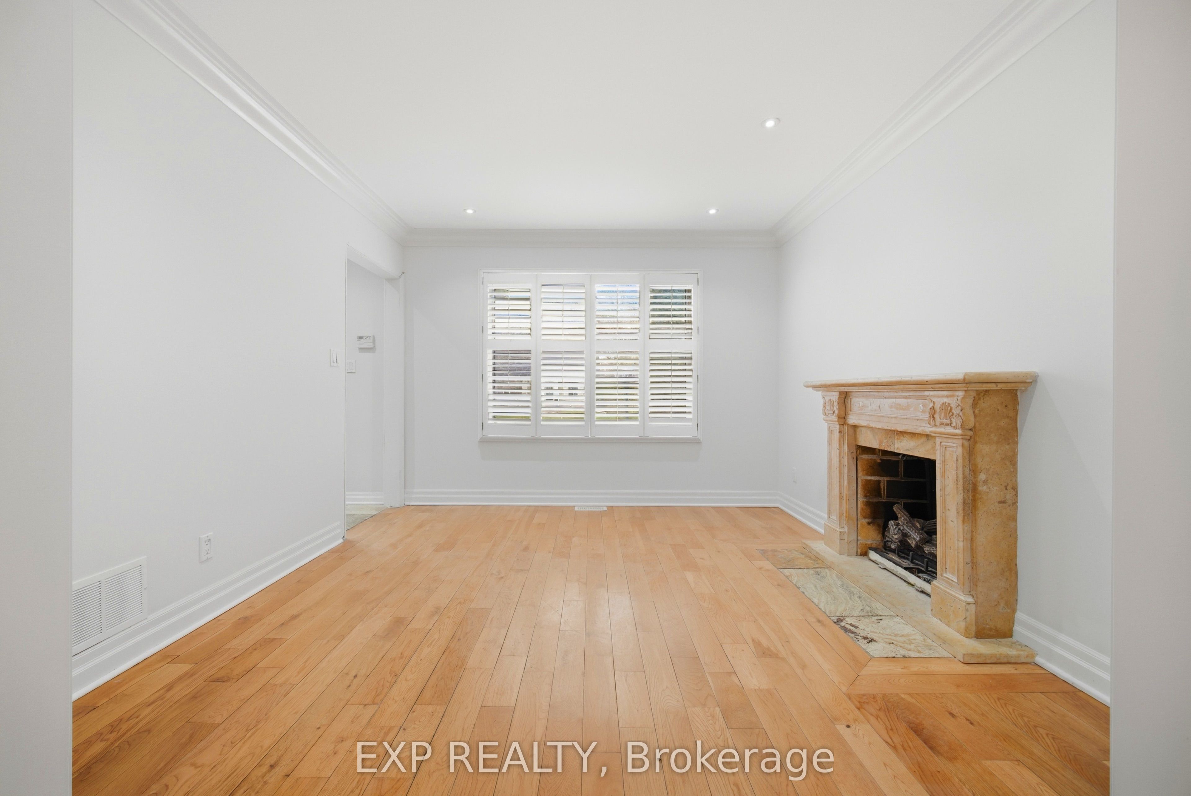 2065 Westfield Drive Property Photo 8