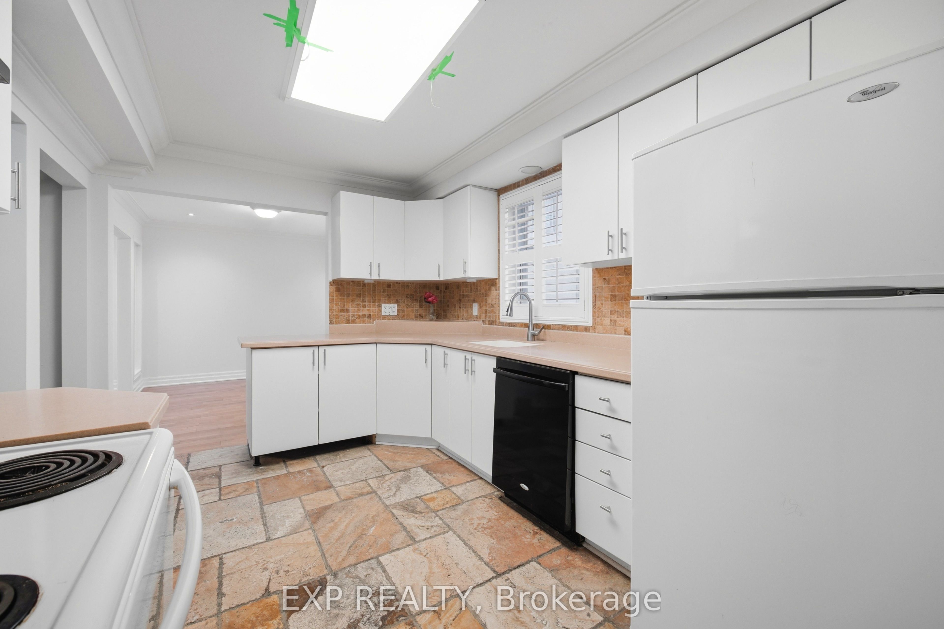 2065 Westfield Drive Property Photo 11