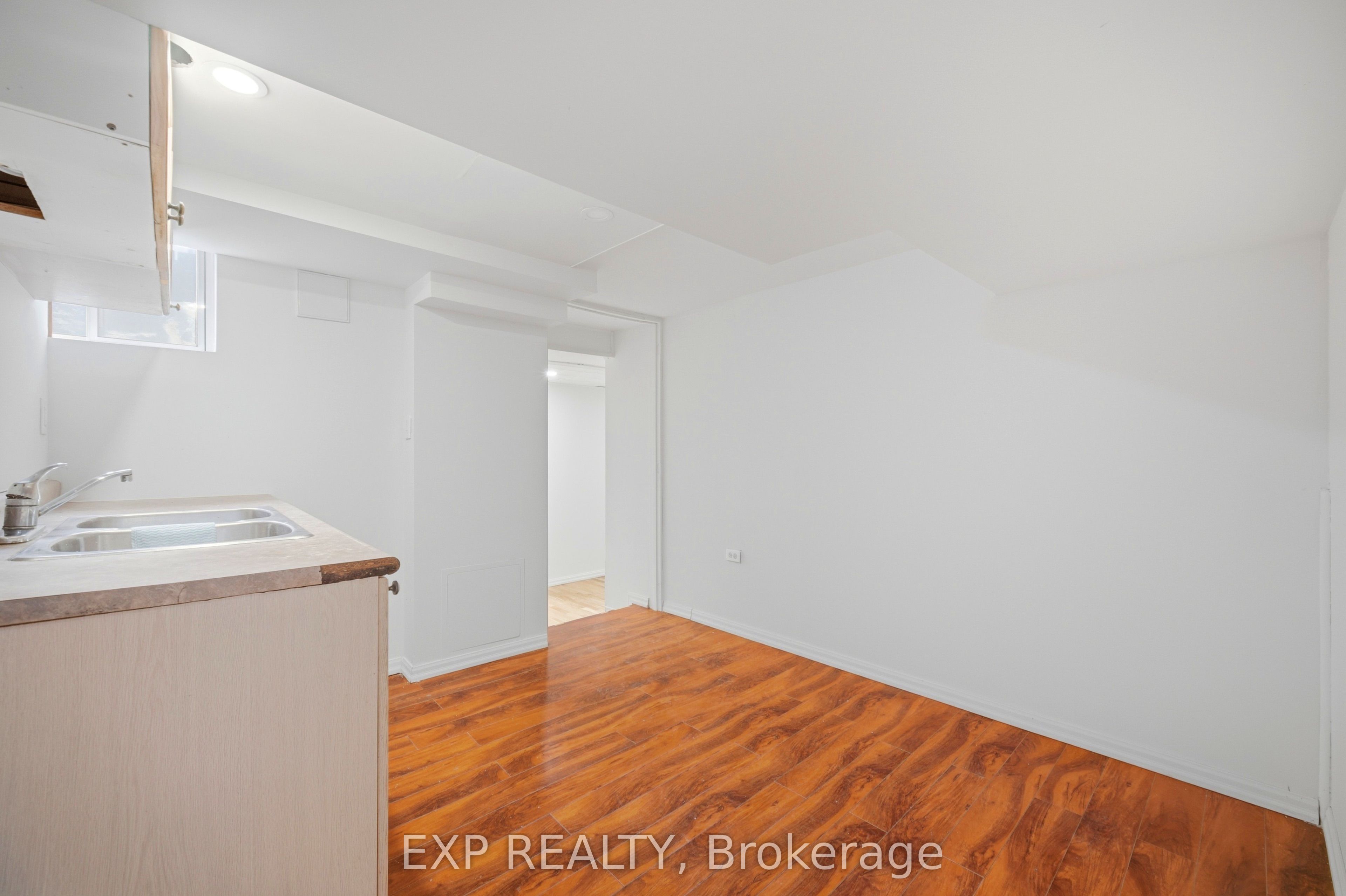 2065 Westfield Drive Property Photo 37