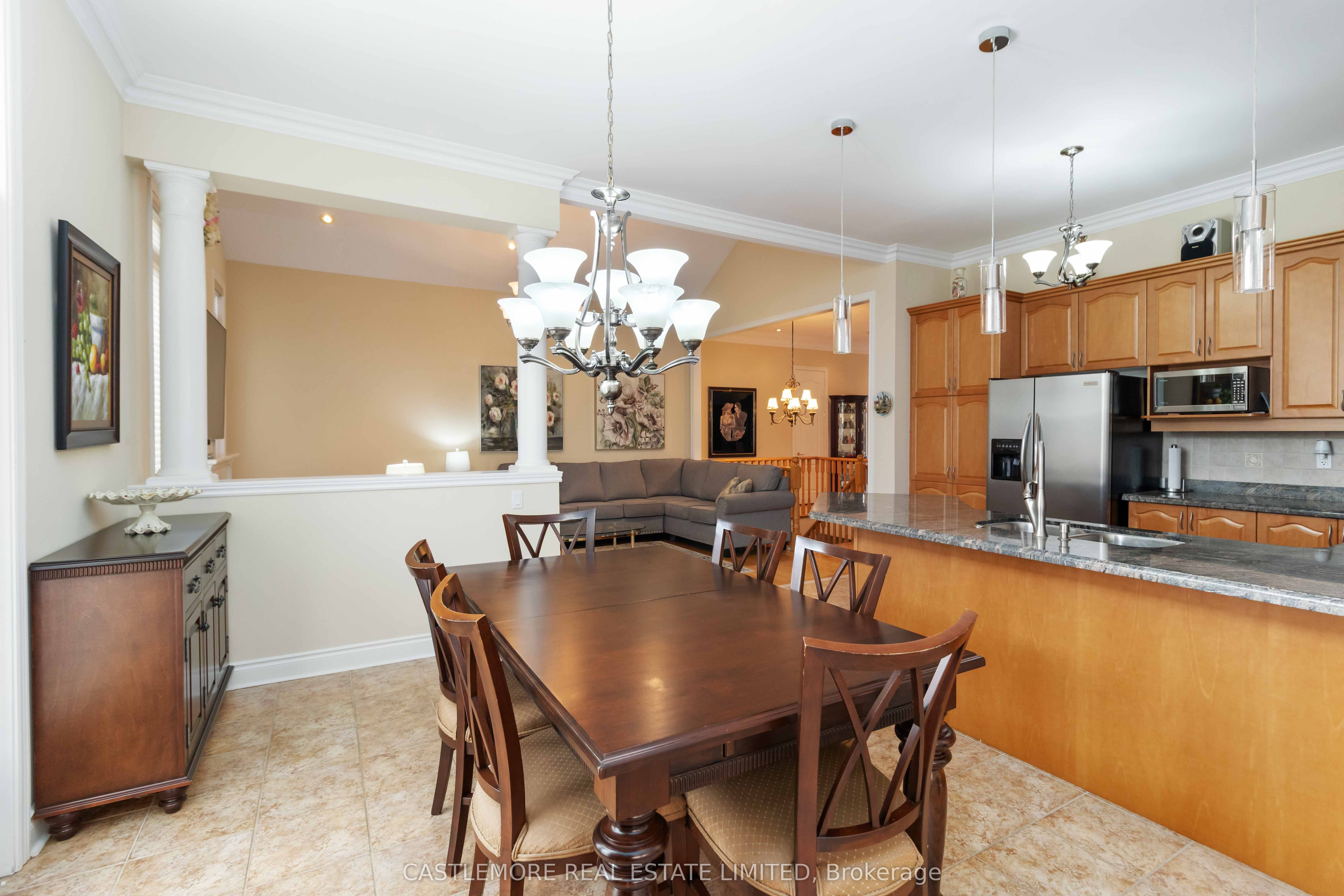 39 Saint Hubert Drive Property Photo 6
