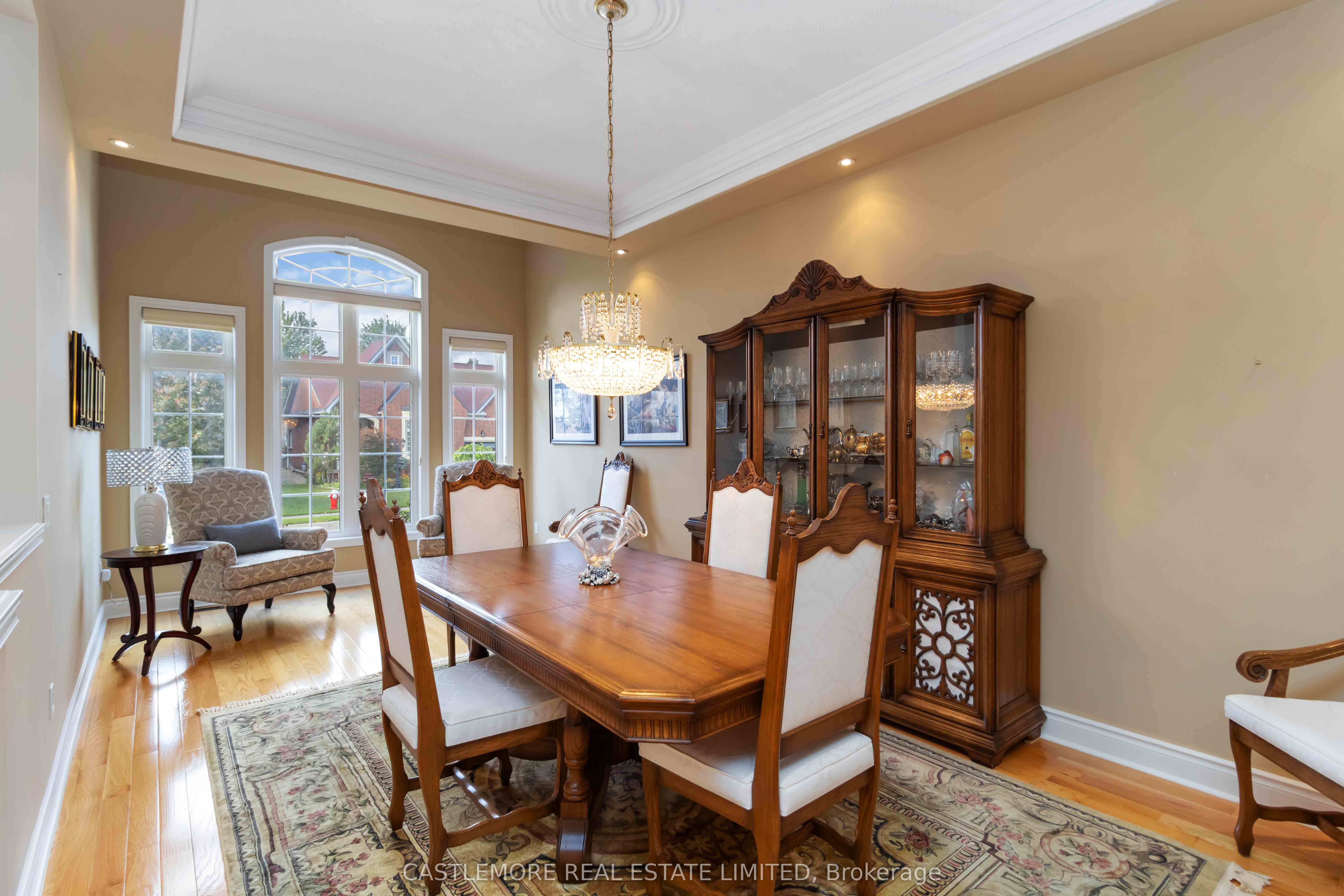 39 Saint Hubert Drive Property Photo 11