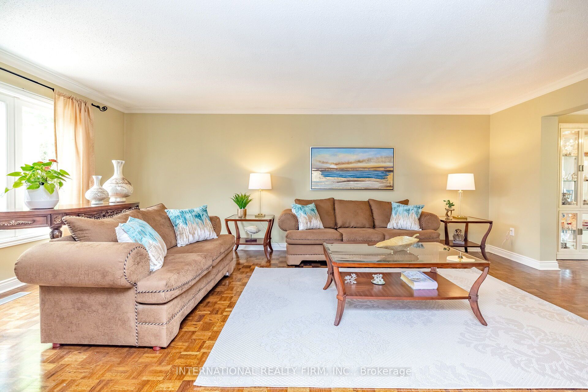 1236 Fleet Street Property Photo 4