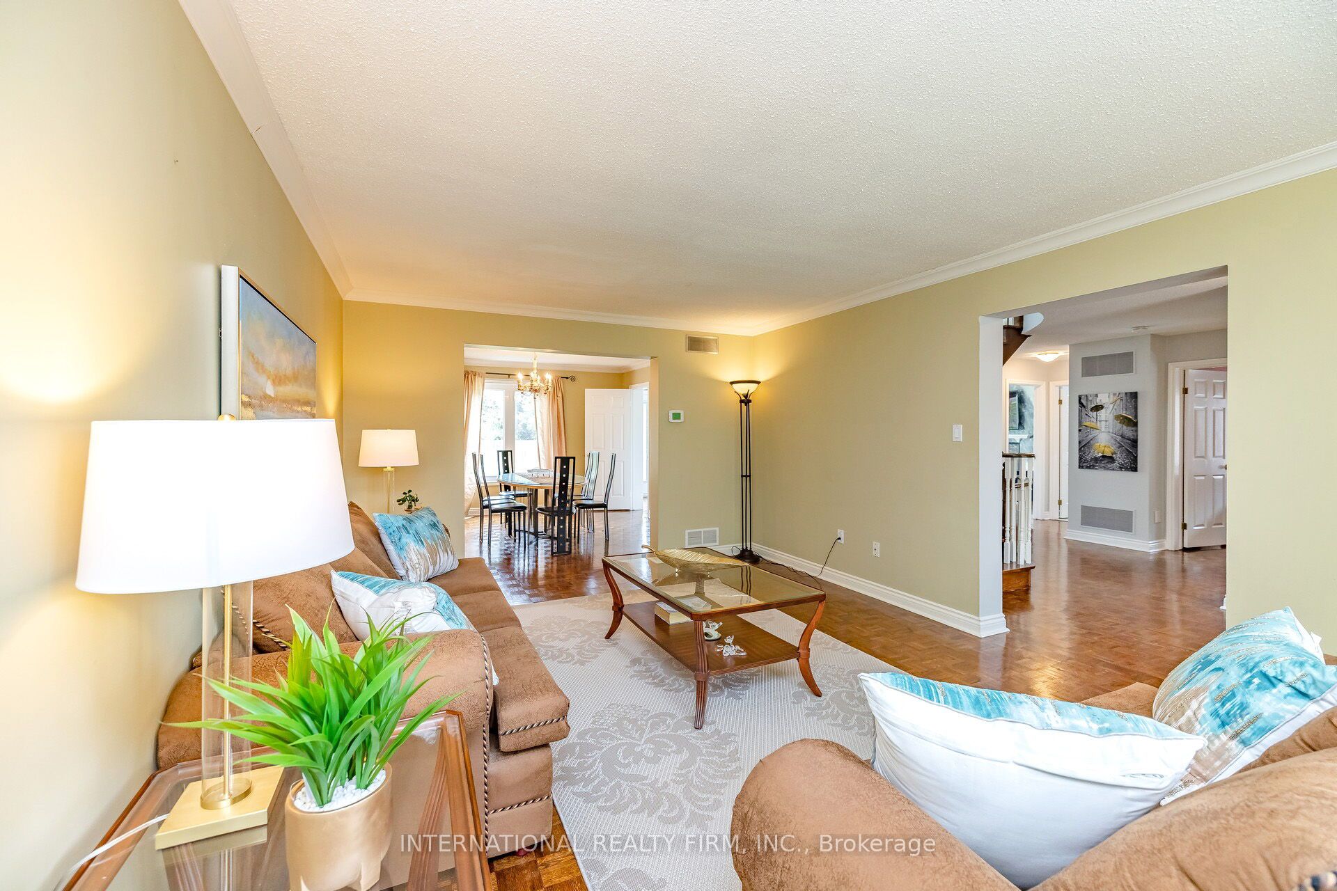 1236 Fleet Street Property Photo 6