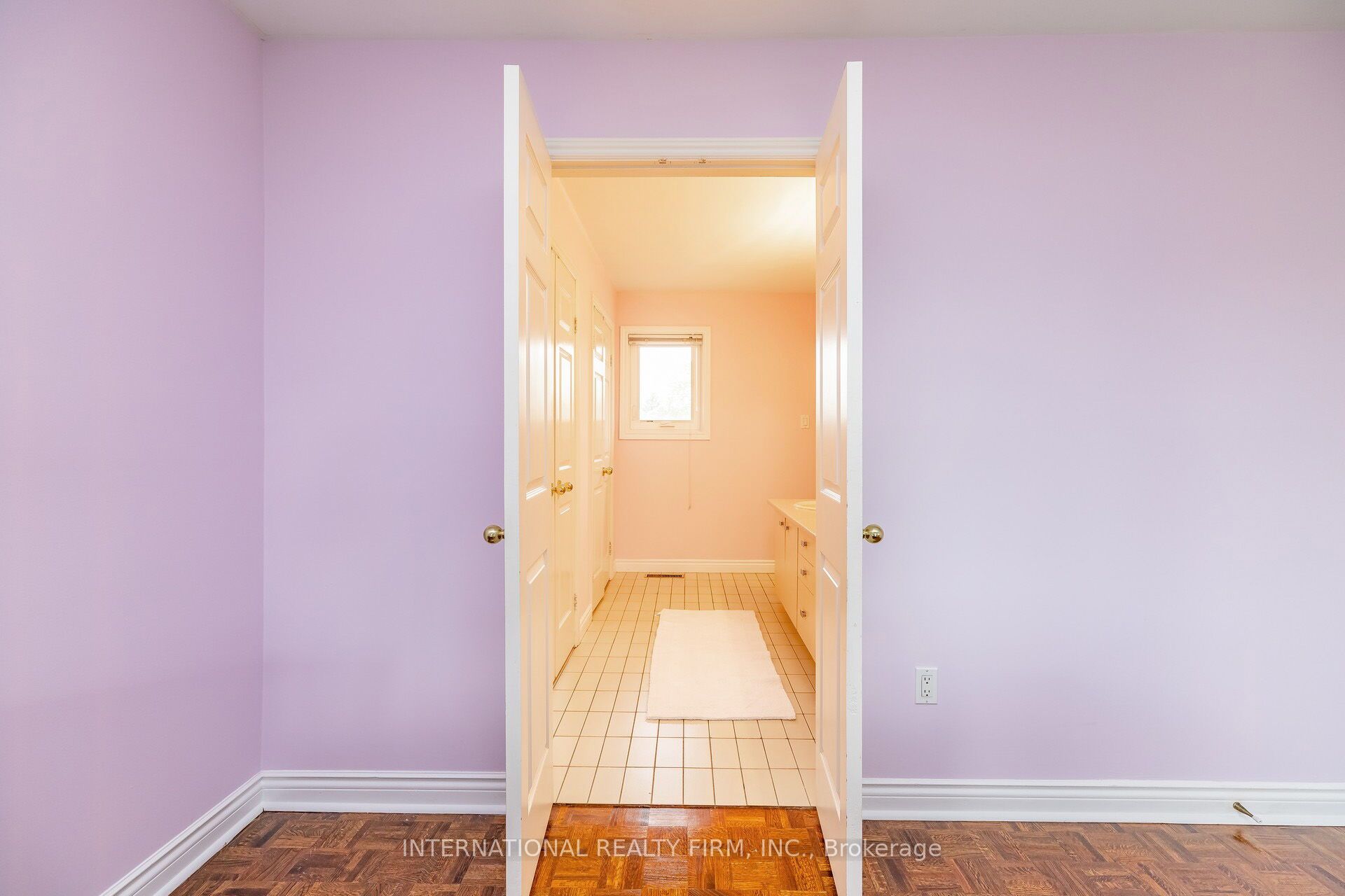 1236 Fleet Street Property Photo 22