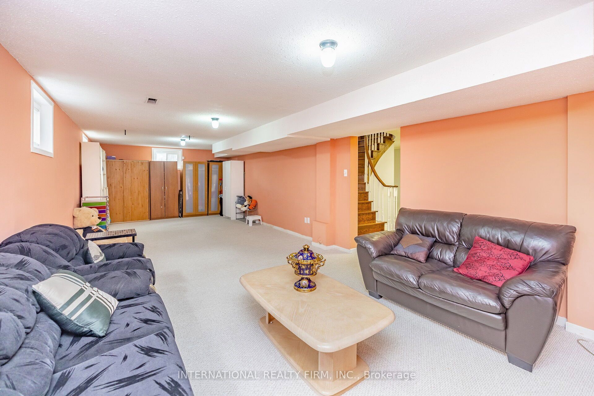 1236 Fleet Street Property Photo 26