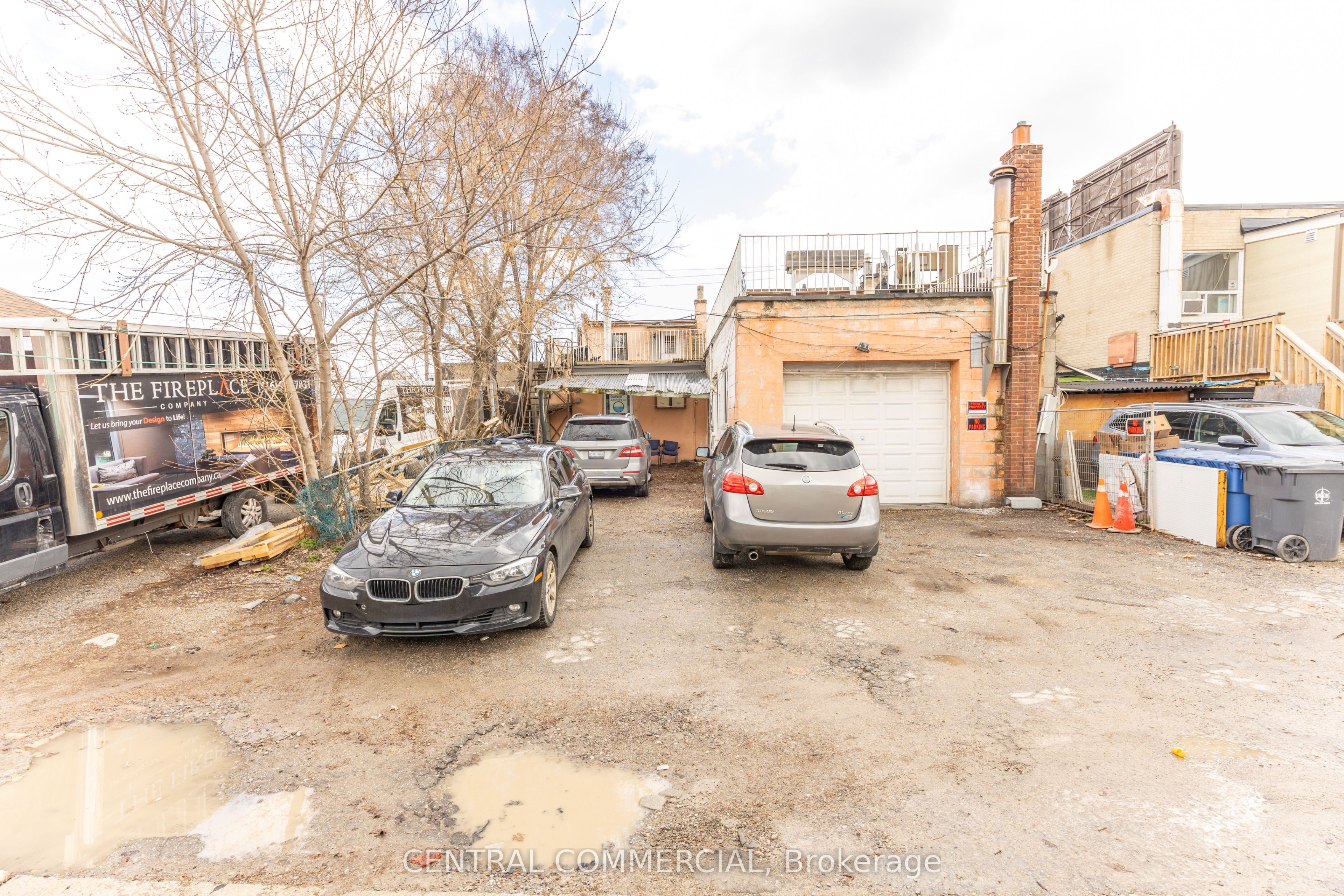 2850-2852 Dufferin Street Property Photo 46