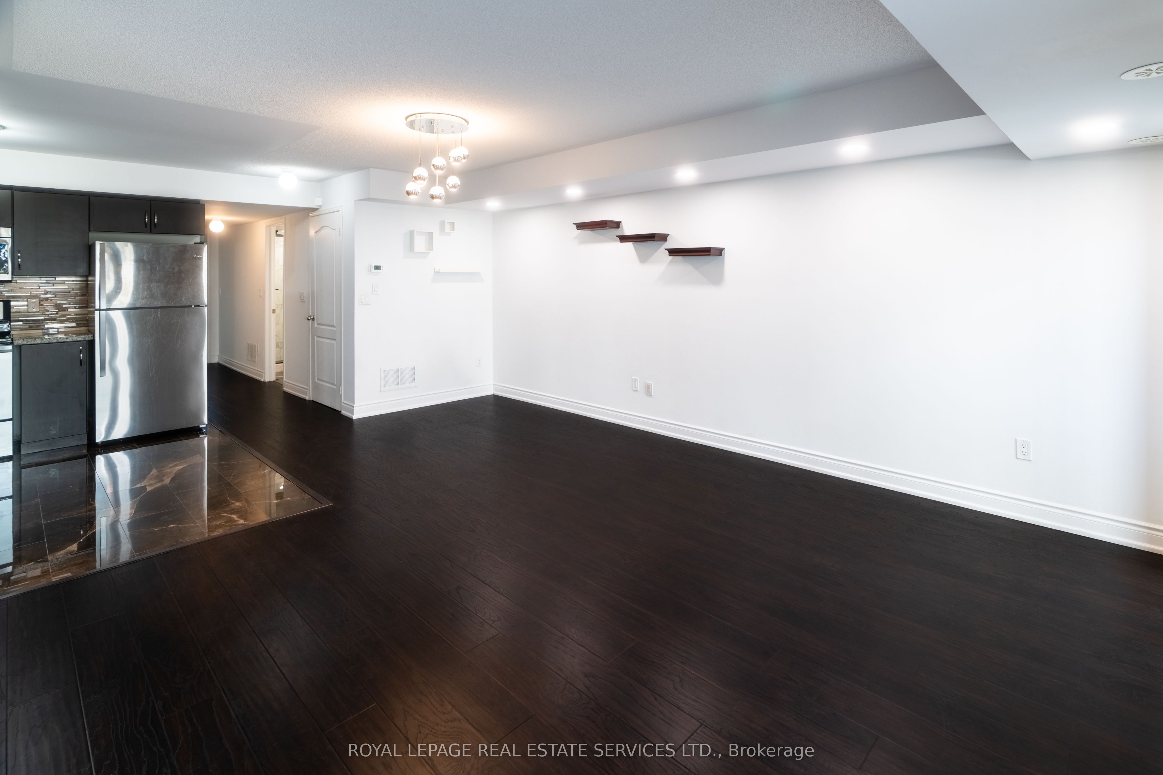 138 Widdicome Hill Boulevard 721 Property Photo 13