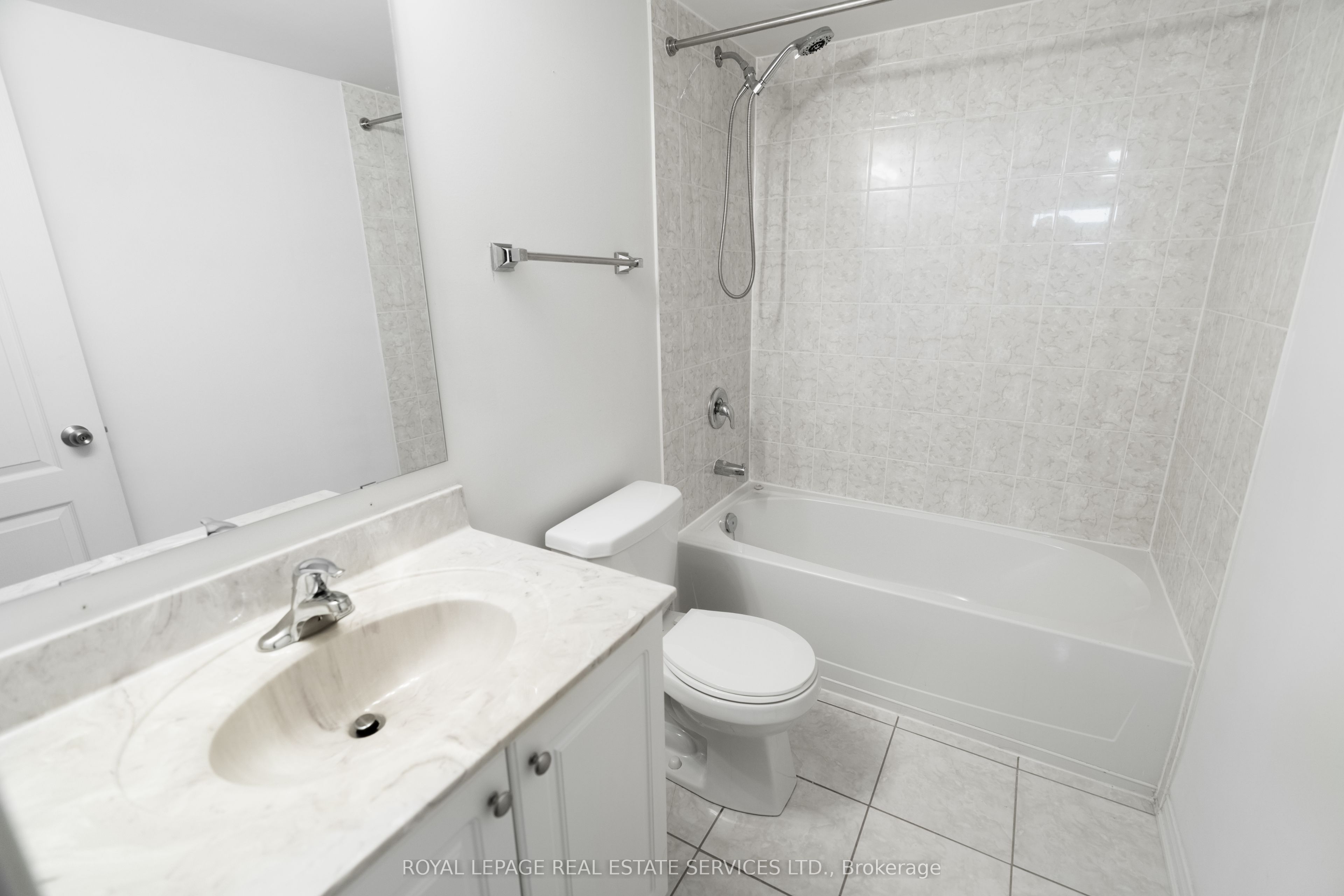 138 Widdicome Hill Boulevard 721 Property Photo 23