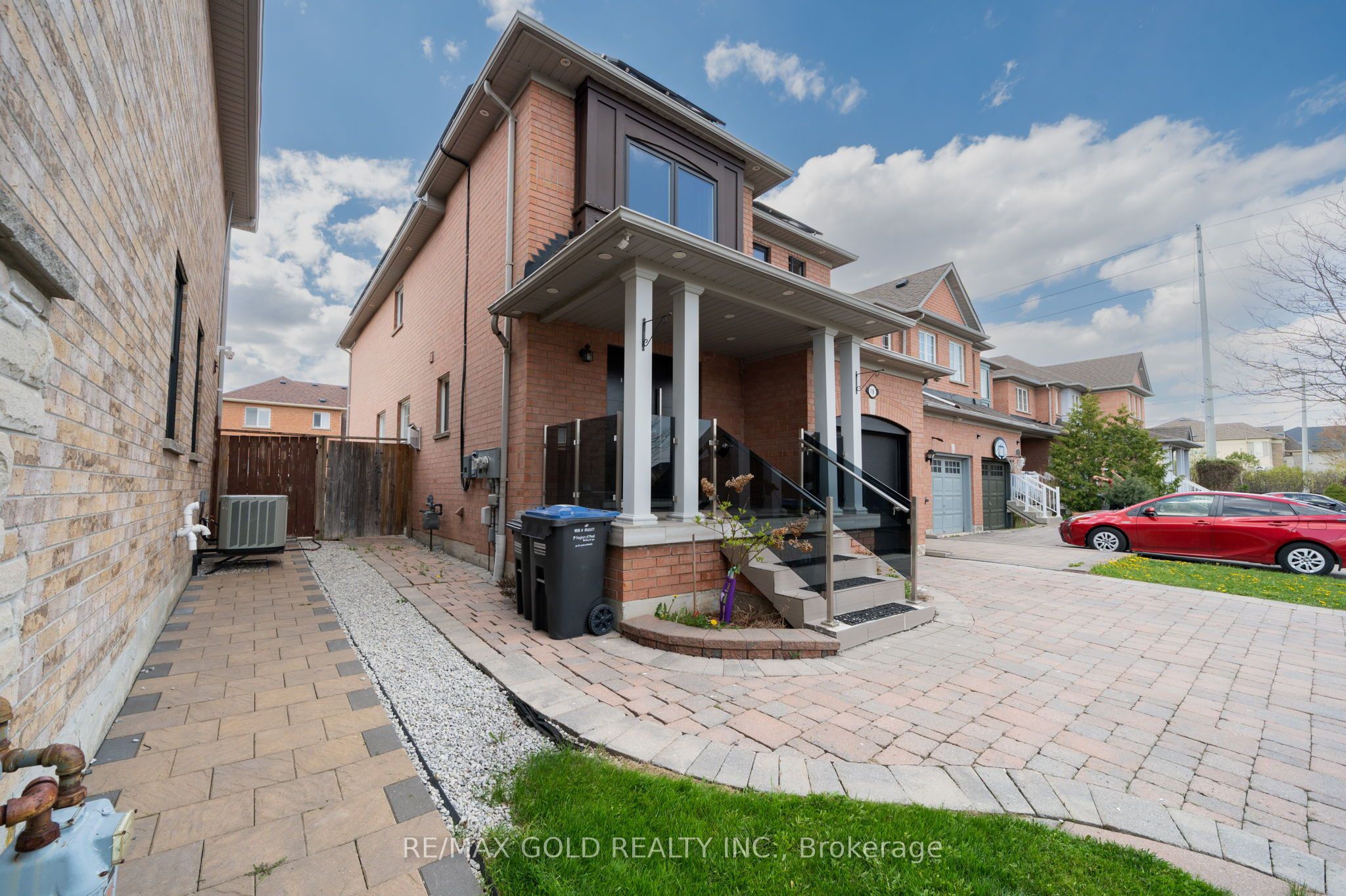 19 Spring Valley Court Property Photo 4
