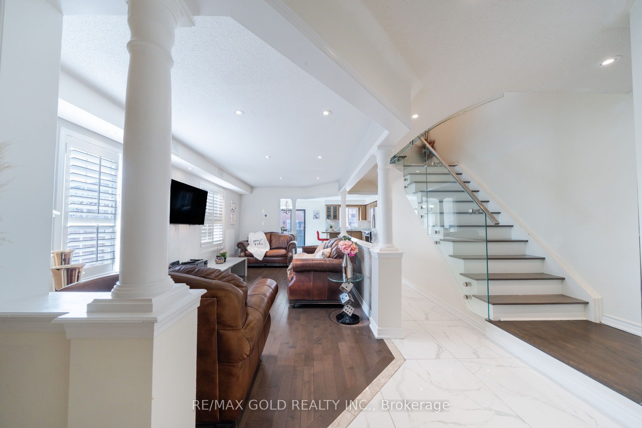 19 Spring Valley Court Property Photo 7