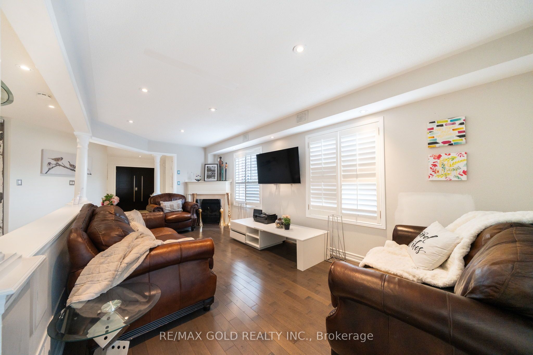 19 Spring Valley Court Property Photo 9