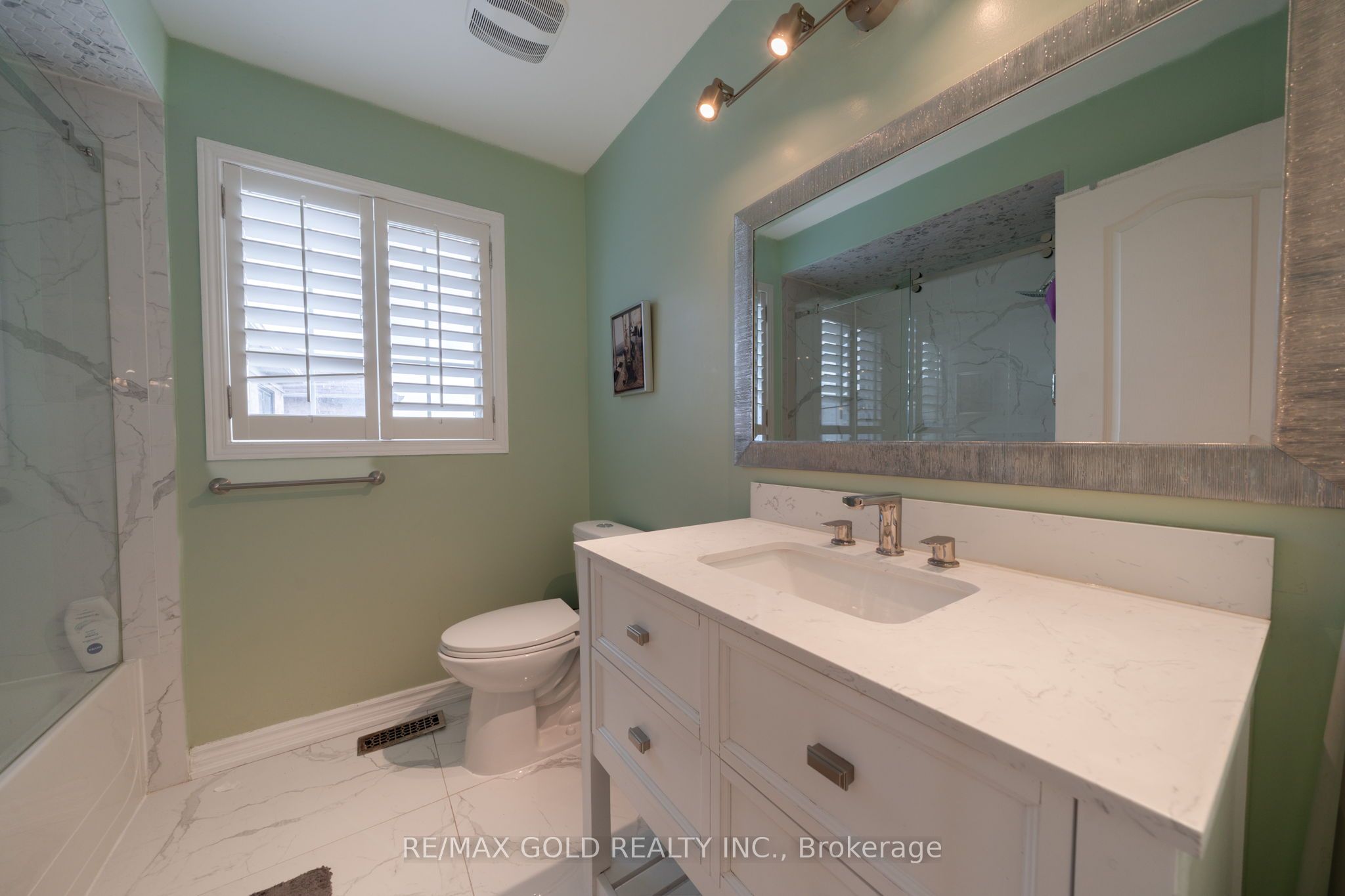 19 Spring Valley Court Property Photo 25