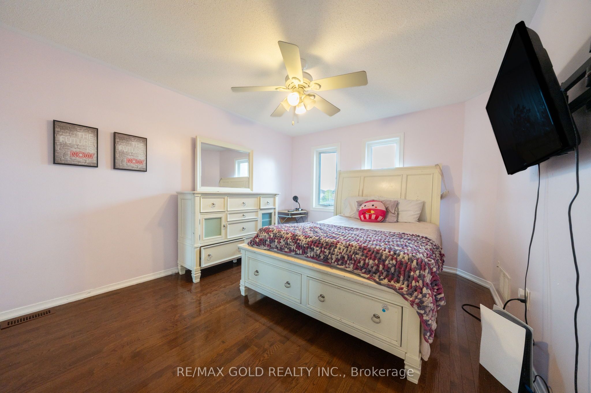19 Spring Valley Court Property Photo 28