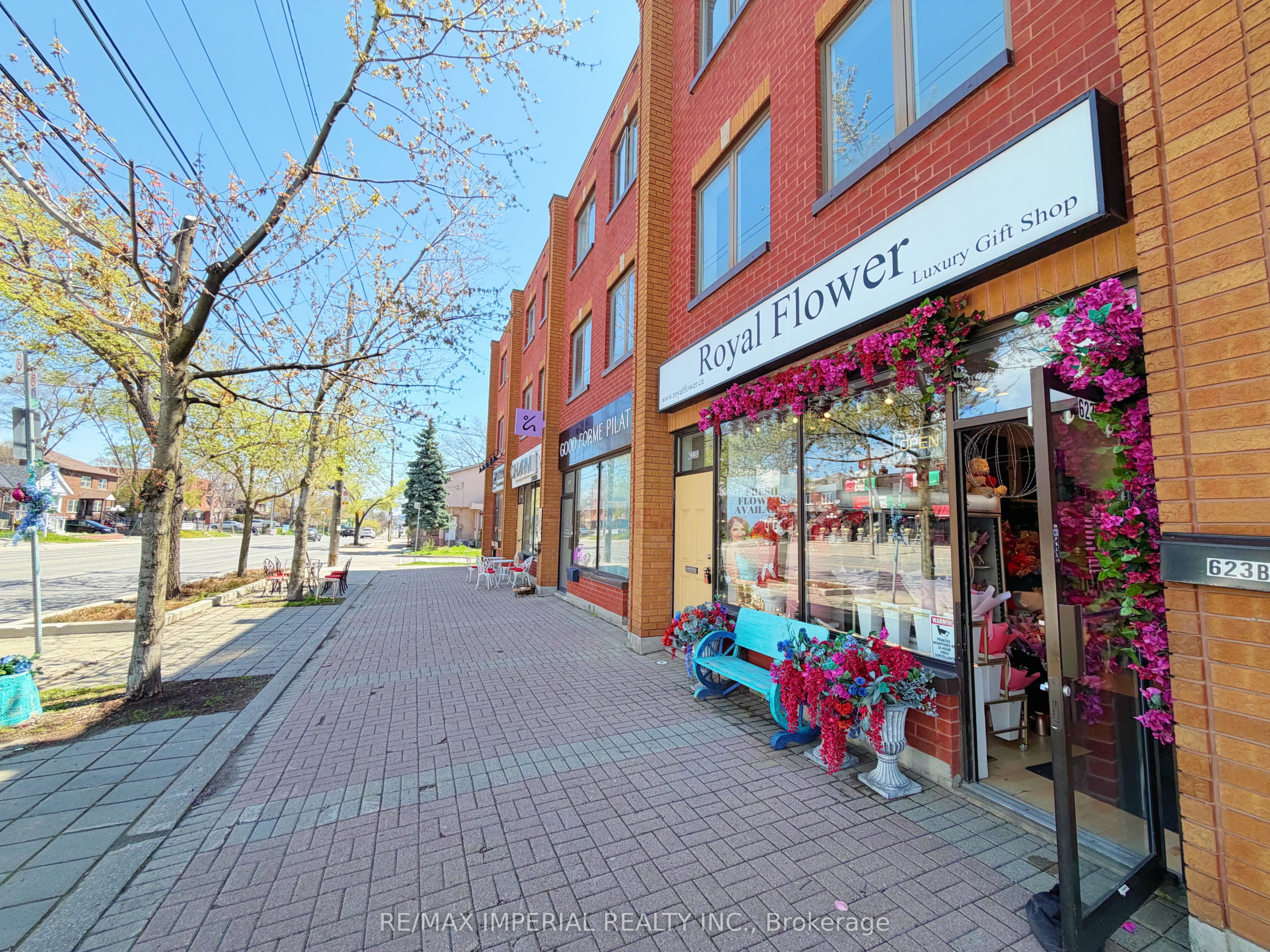 623 - 623A The Queensway
